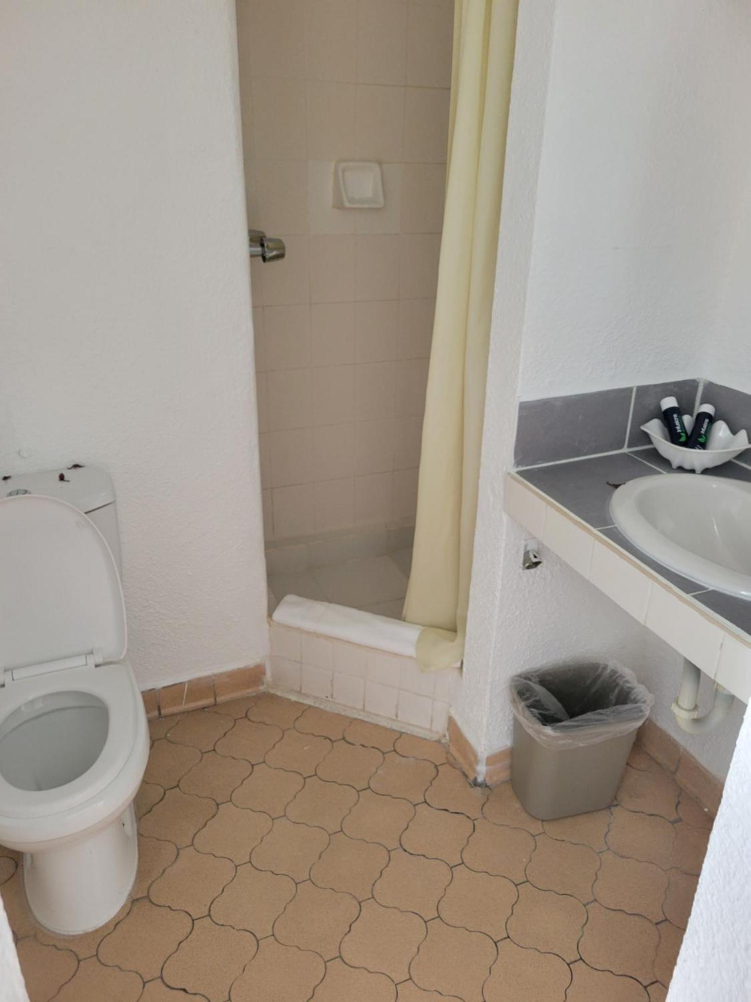 Standard King Room,1277981005:JPEG
