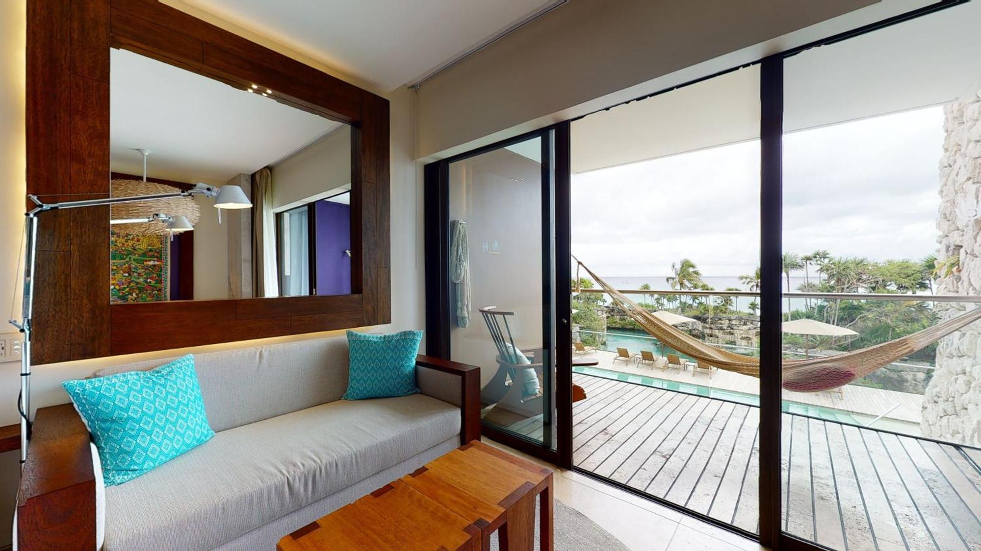 King Suite Sea View