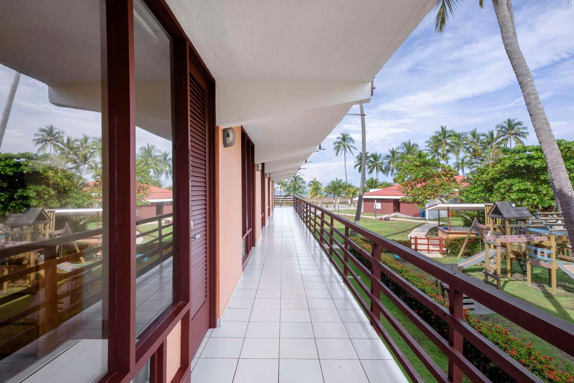 Double Room Two Double Beds Balcony Garden View Non-Smoking