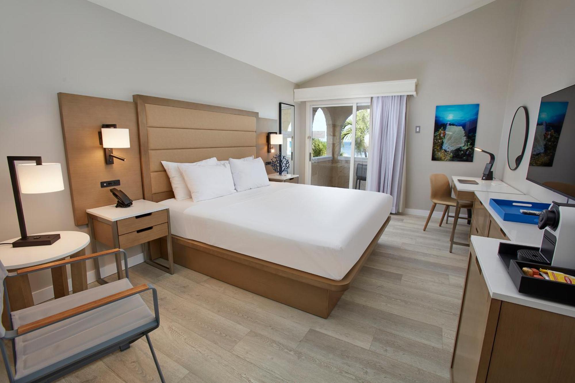 Pool Garden View Guest Room