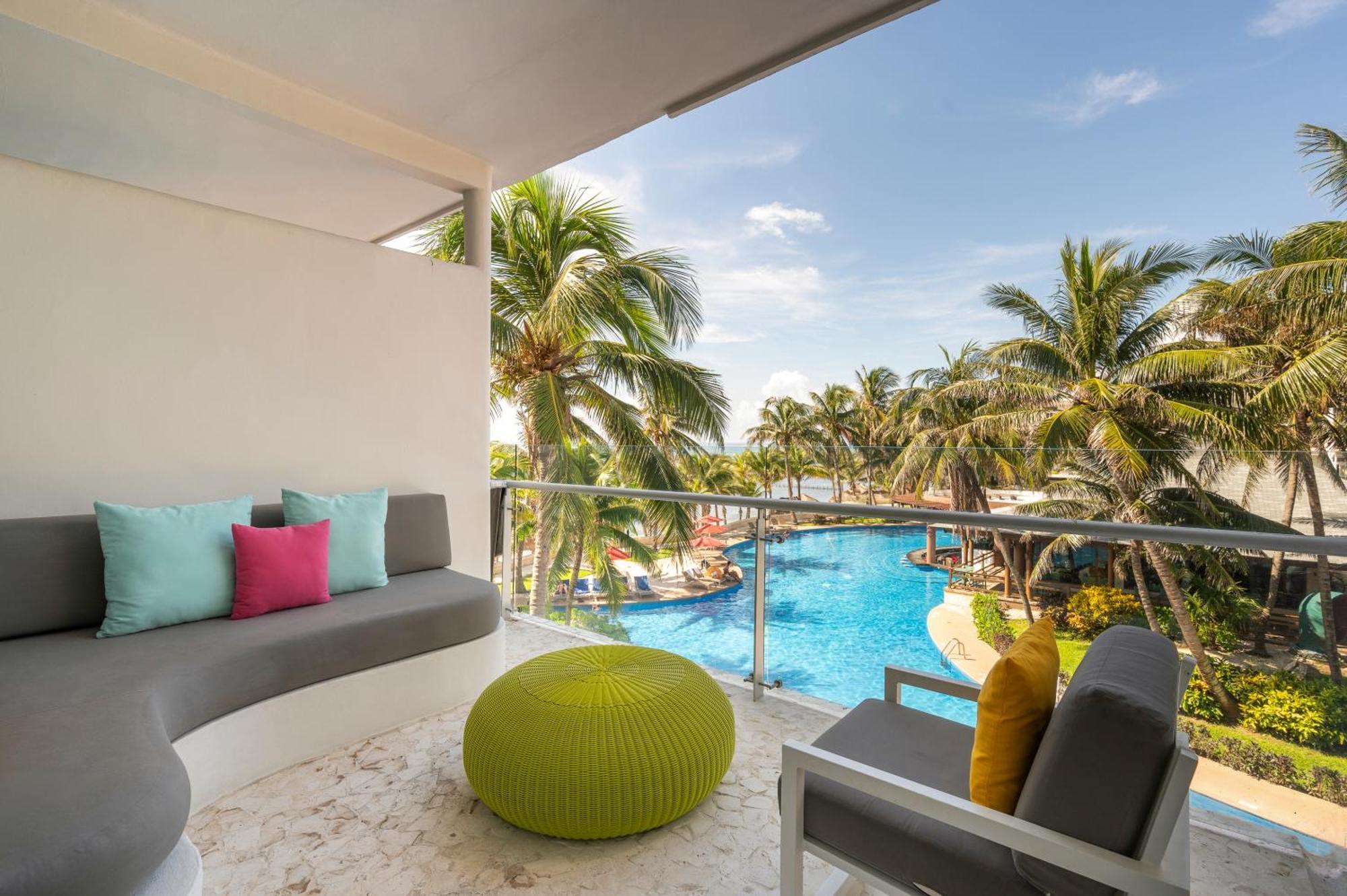 One Bedroom Family Ocean View