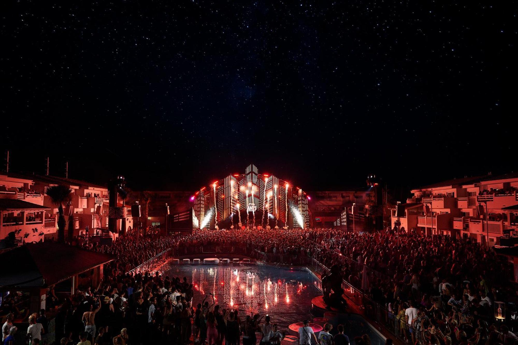 Suite Stage View Entrance to Ushuaia Club