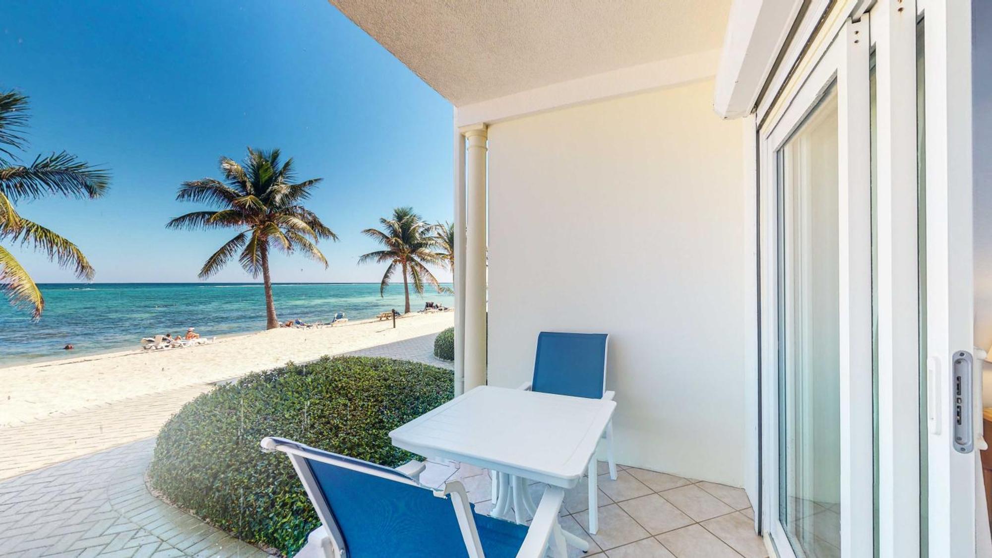 Beachfront Deluxe Studio