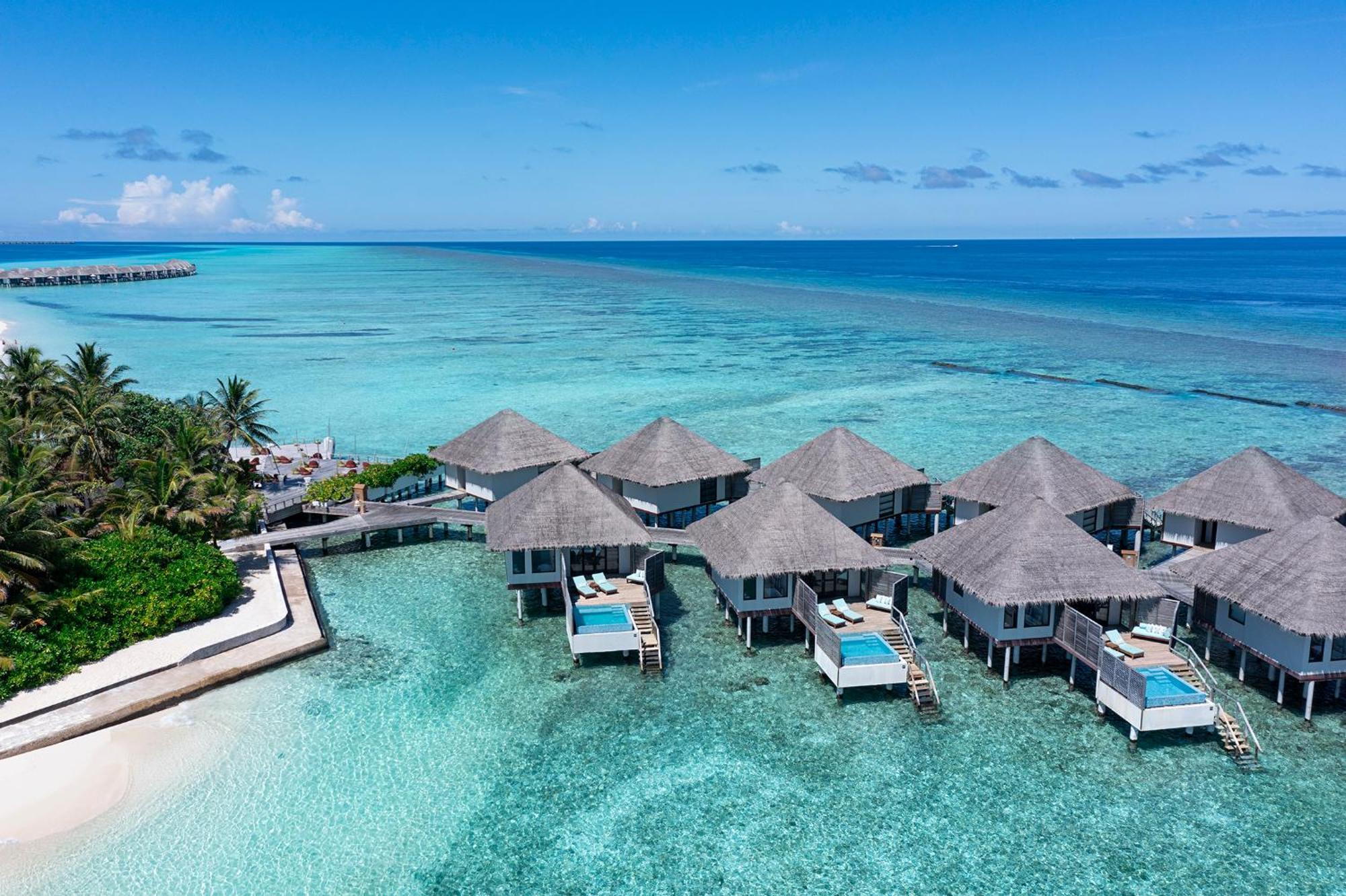Water Bungalow Pool,1640376275:JPEG
