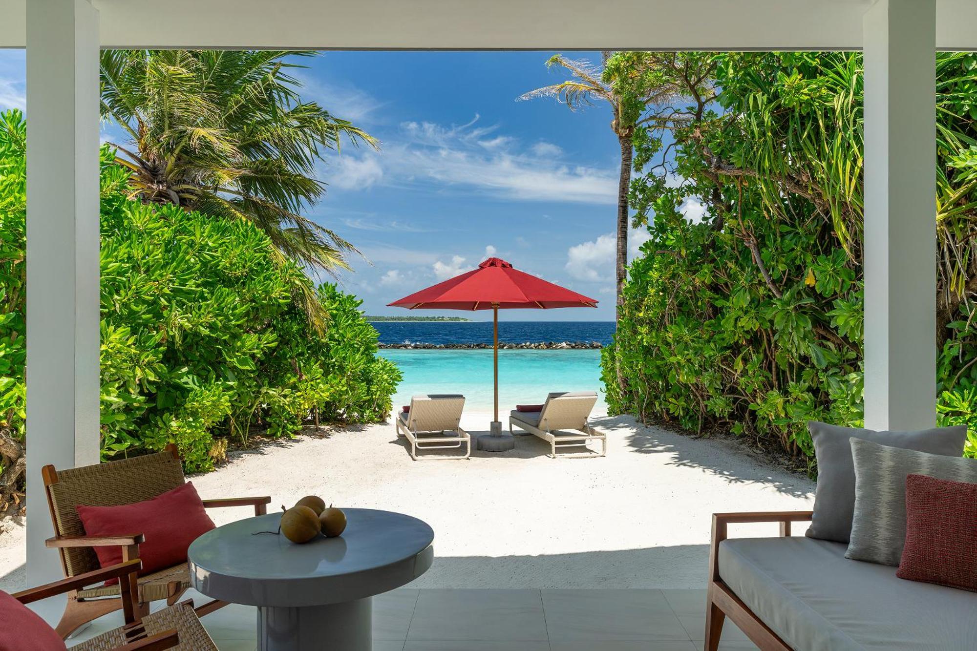 Beach Suite Garden Pool