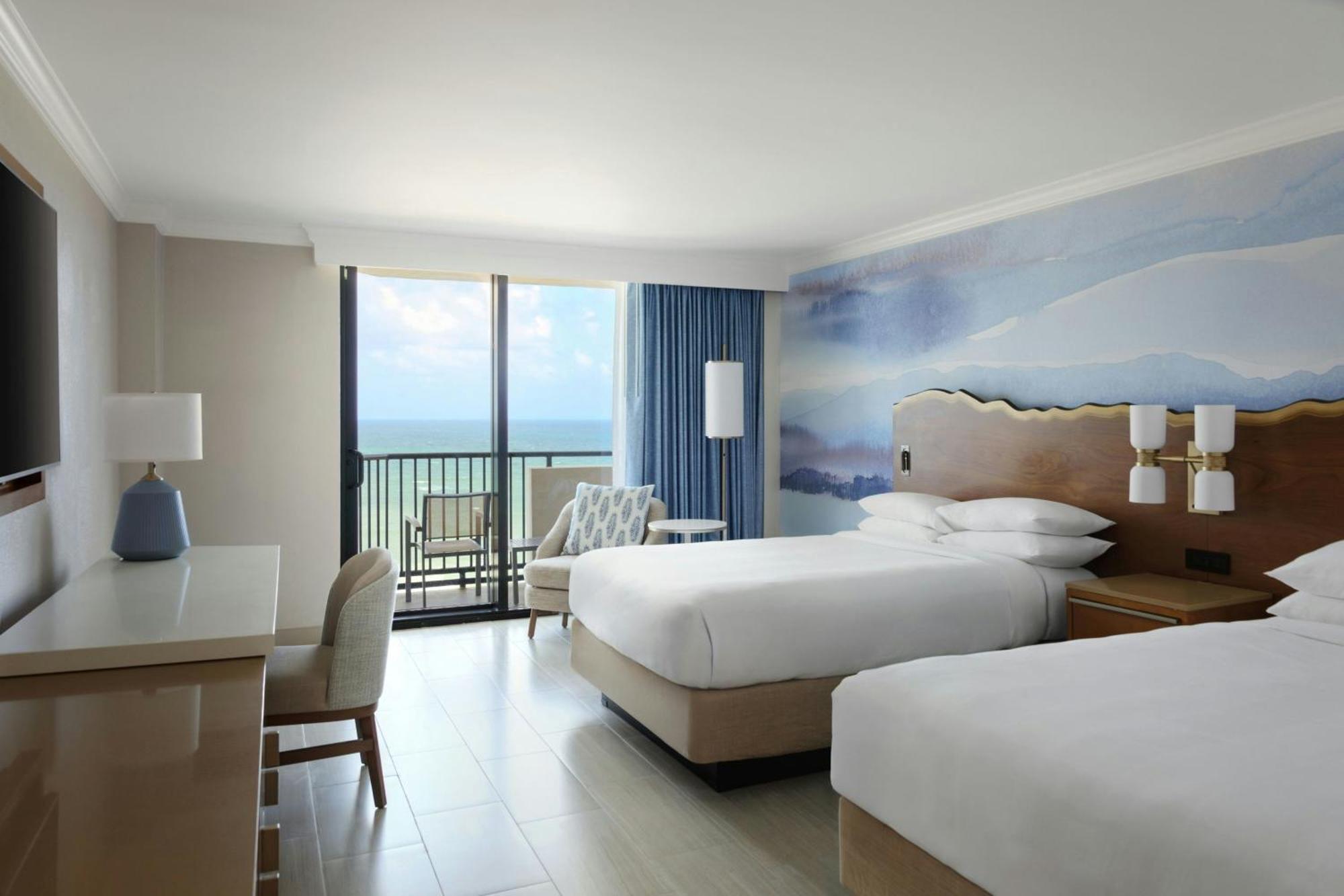Double Room Oceanfront View Balcony