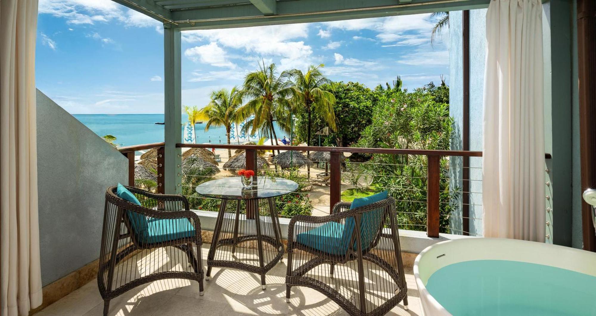 Honeymoon Beachfront Two Story One Bedroom Butler Villa Suite Tranquility Soaking Tub