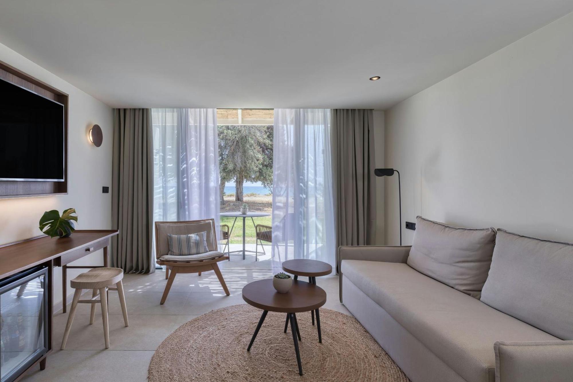 Sapphire Lush 2 Bedroom Suite