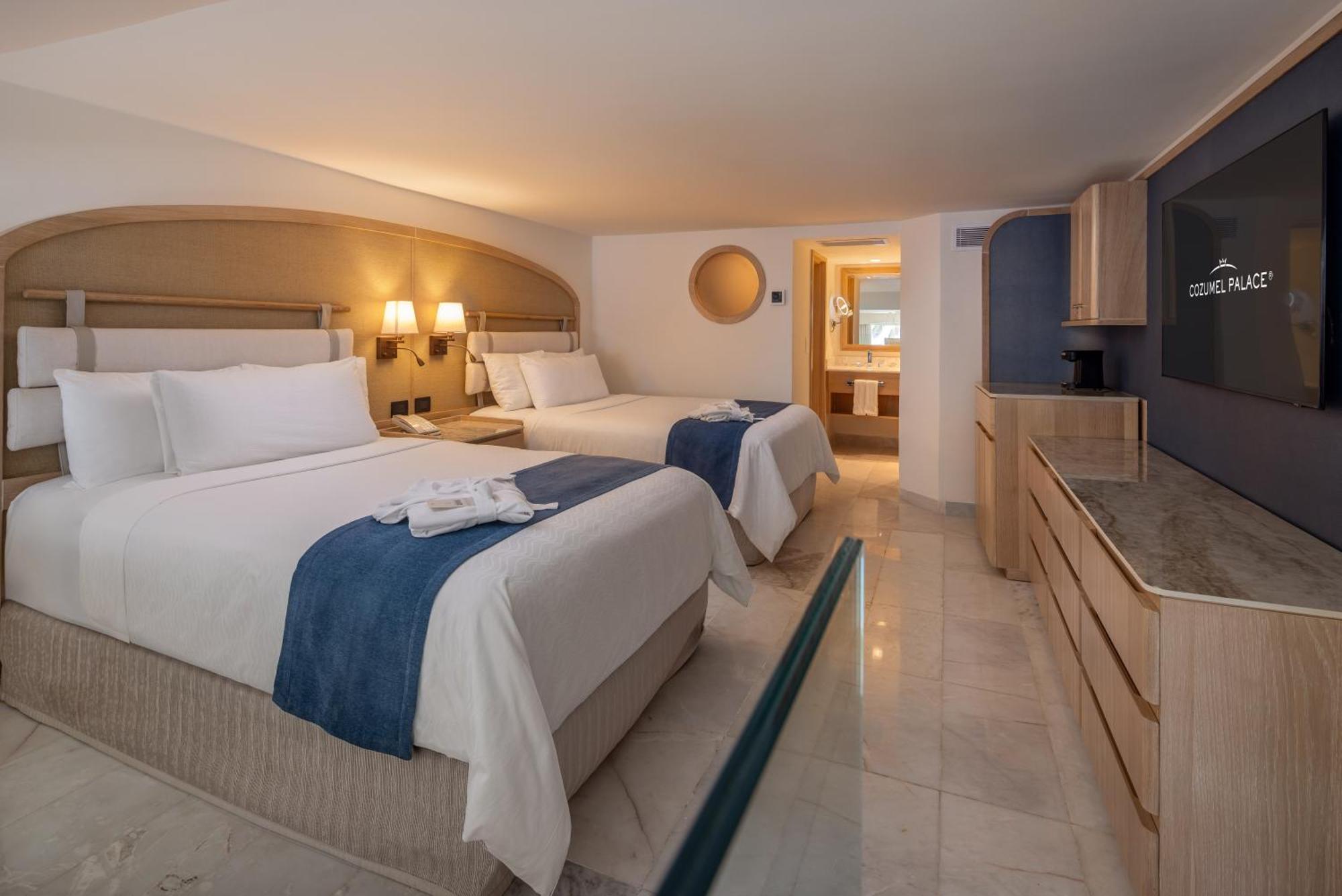 Superior Loft Suite Ocean View Kids & Teens