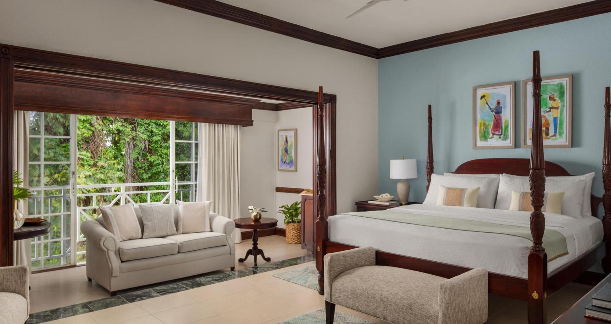 Marquis Oceanfront Butler Suite