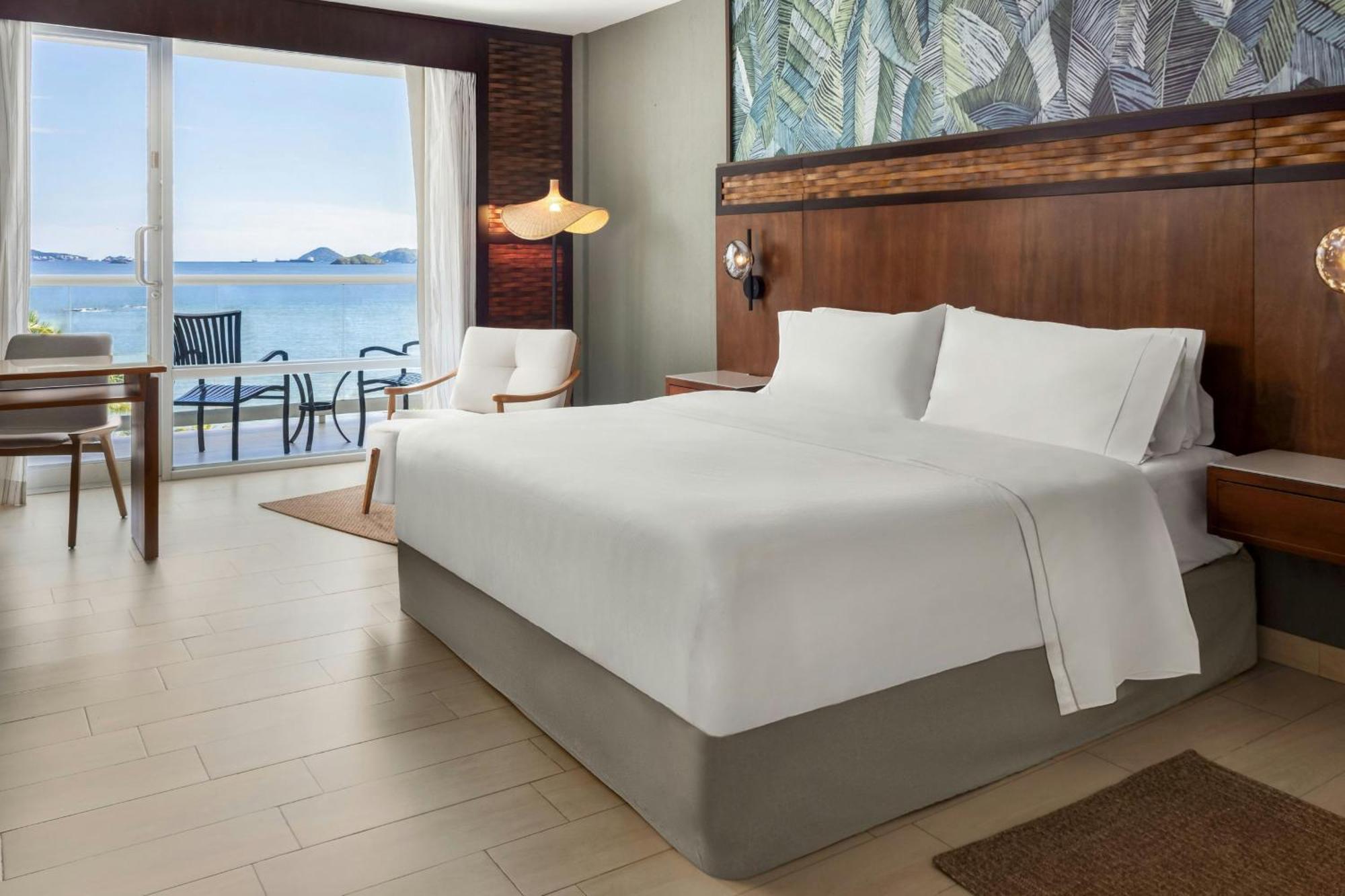 Premium King Room Balcony Ocean View High Floor