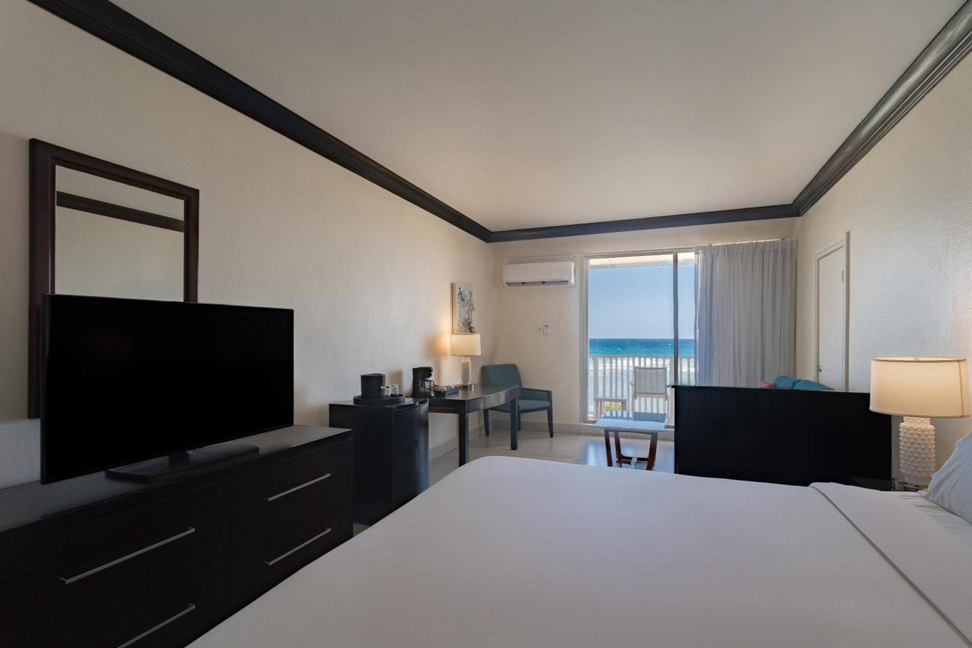 Privileged Junior Suite Ocean Front,1651180891:JPEG