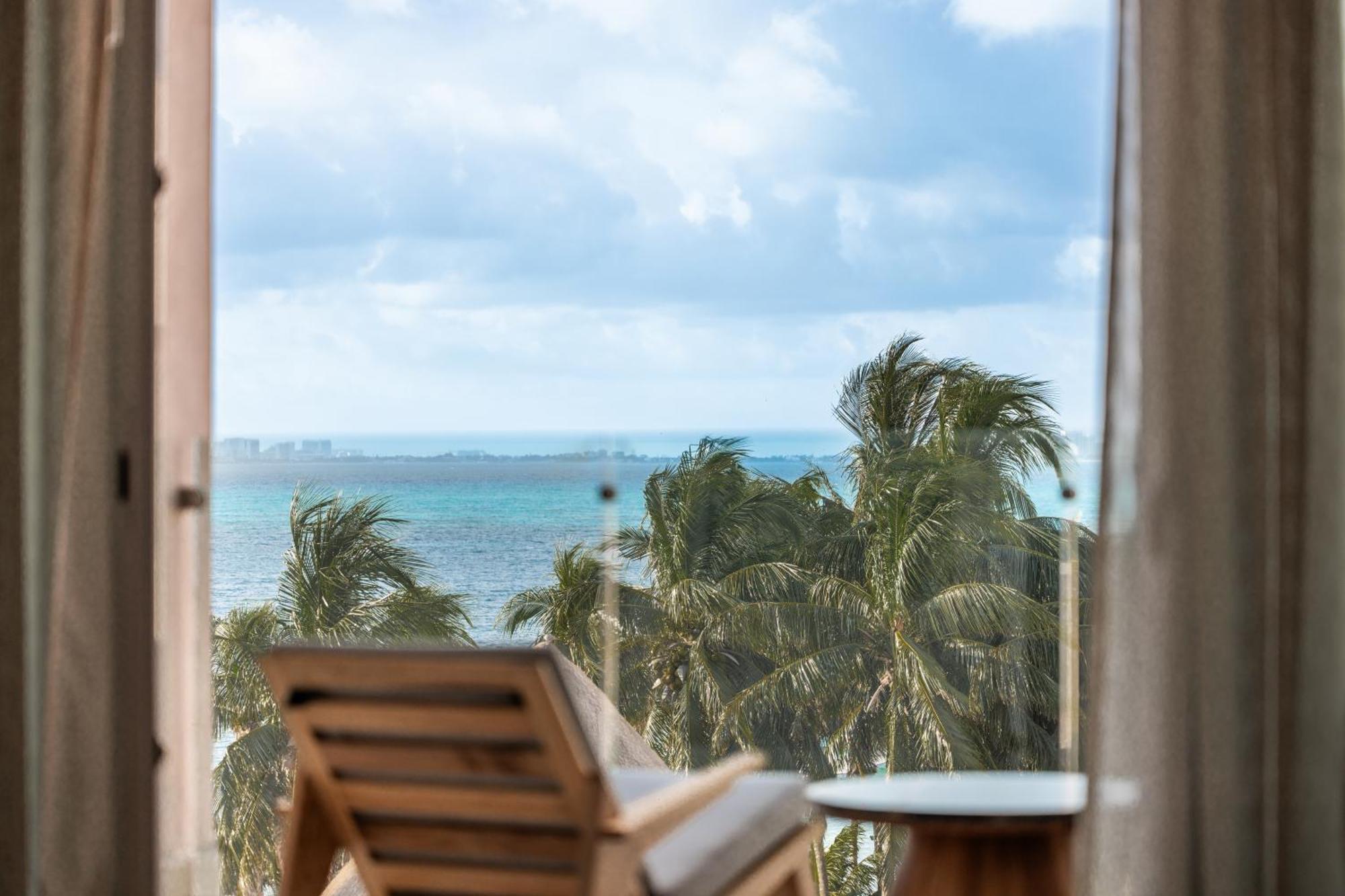 Master Duplex Suite 1 Kind Bed Ocean View Plunge Pool