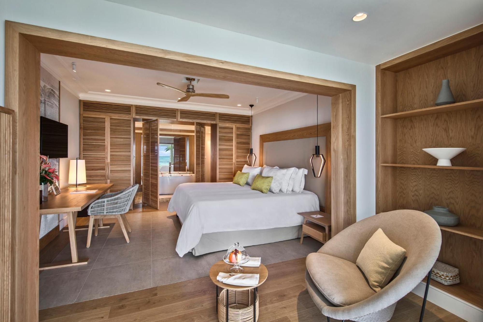 Premium Beach Front Room