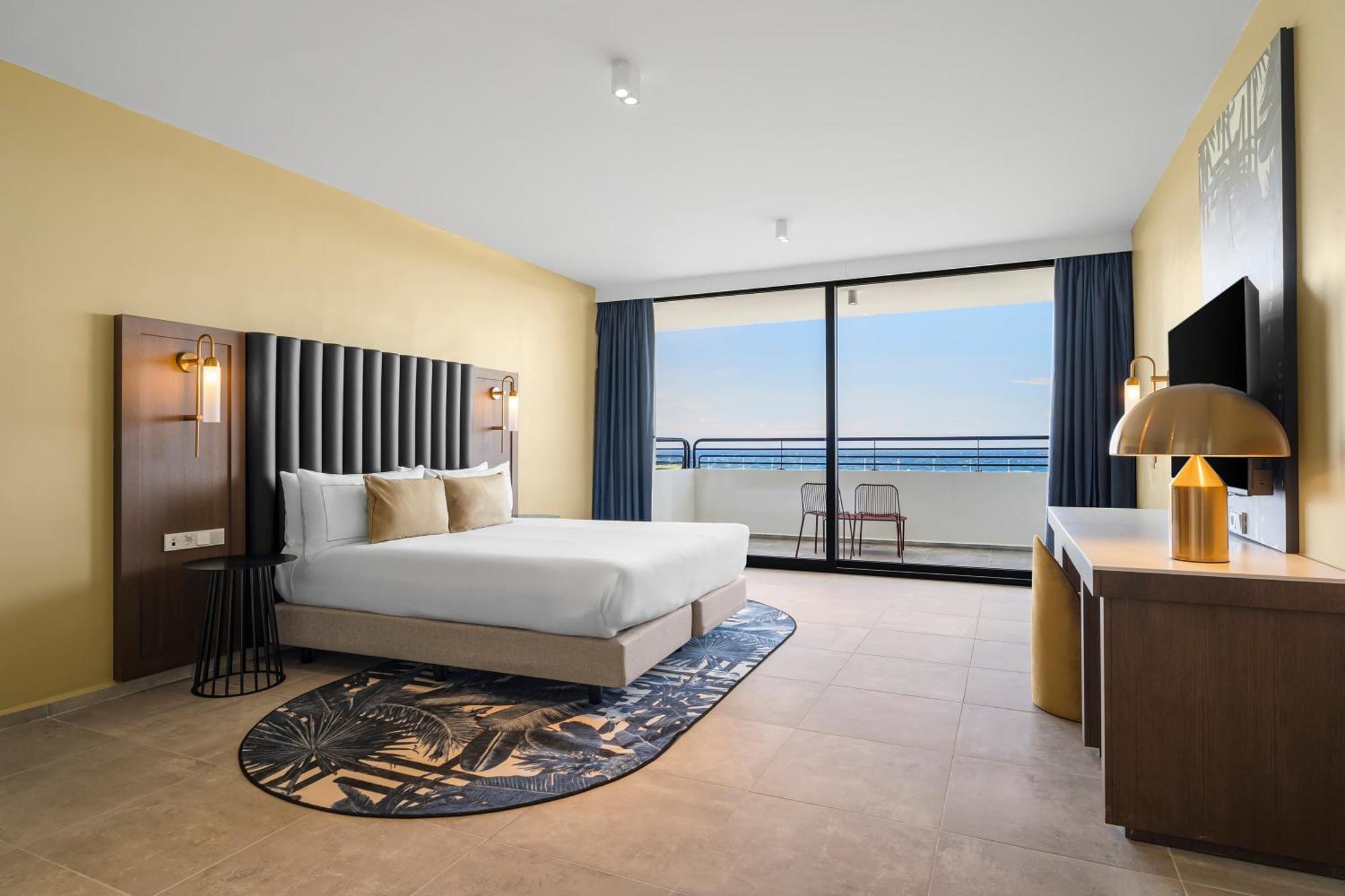 Superior Suite met 1 Slaapkamer en Kingsize Bed - Uitzicht op de Oceaan