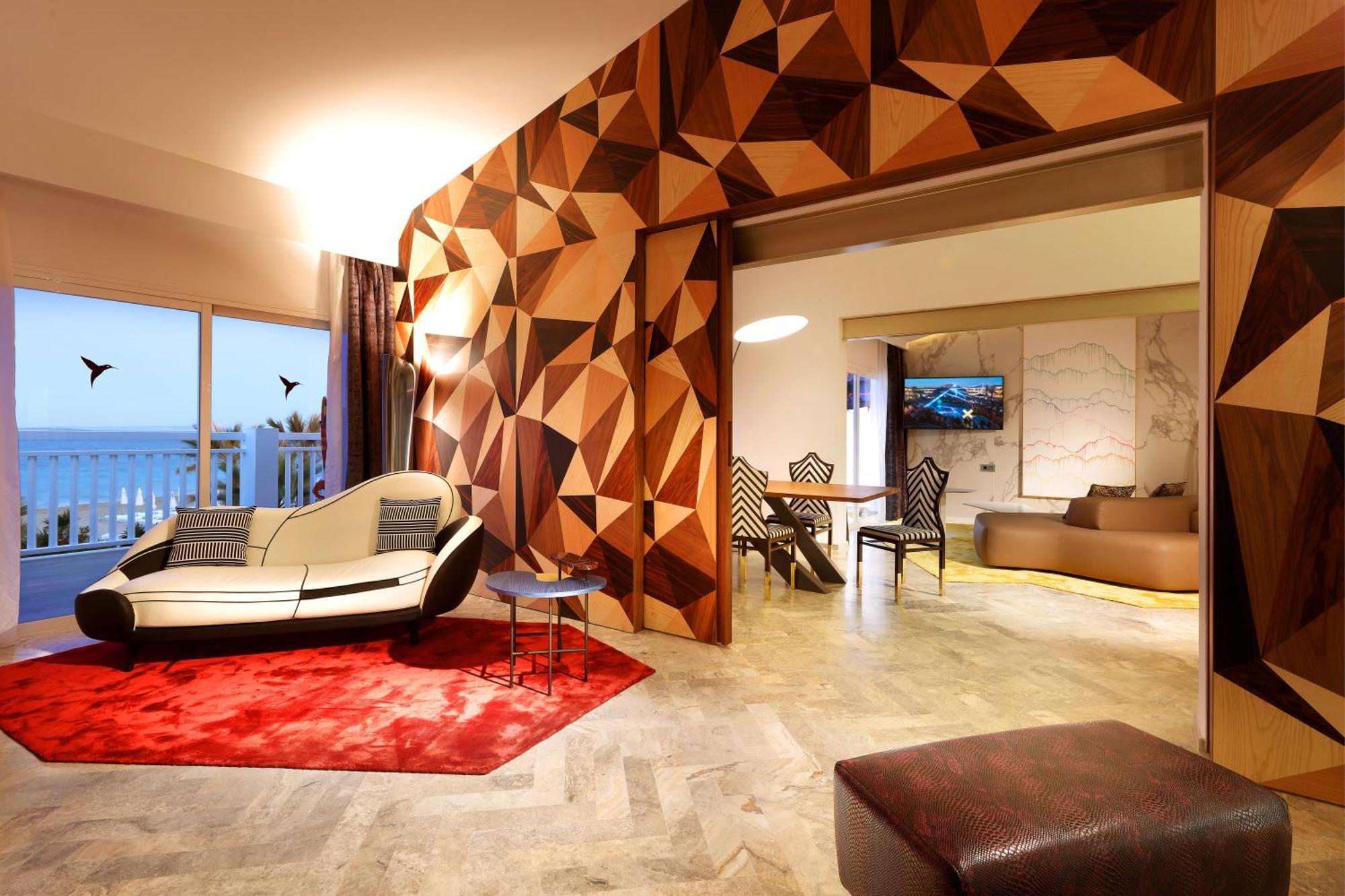 Suite Size Does Matter Entrance to Ushuaia Club