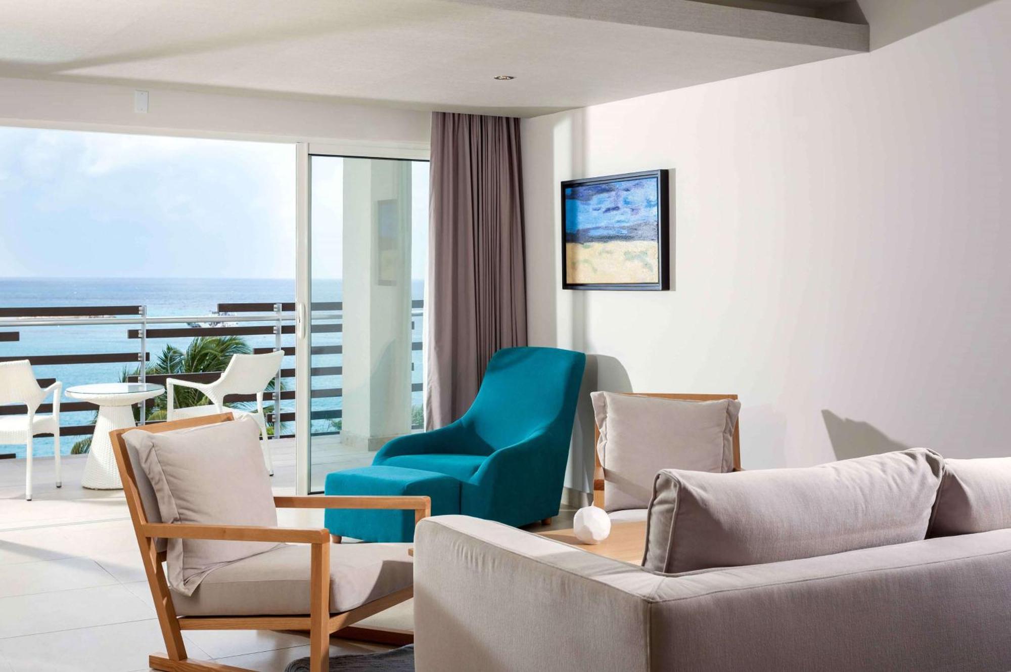 Deluxe Junior Suite,1661668123:JPEG