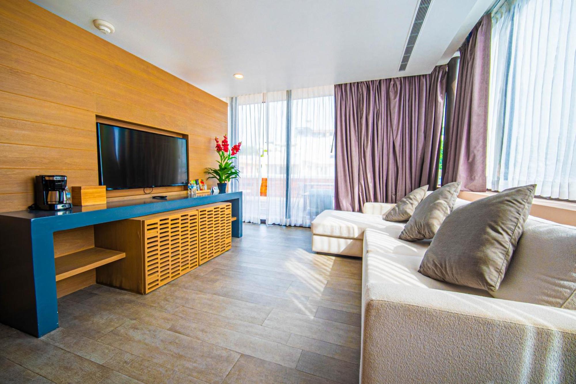 Master King Suite - Adults Only,1683887708:JPEG