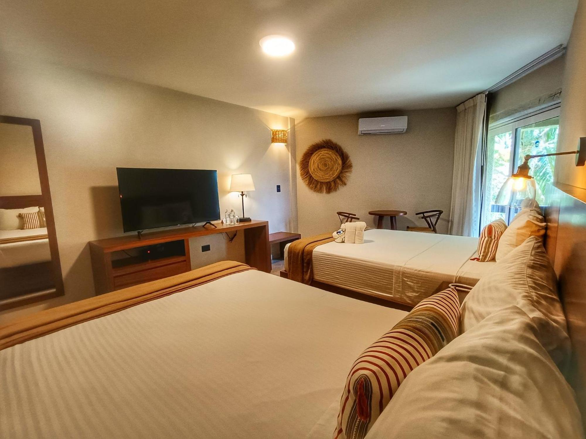 Superior Double or Twin Room Garden View