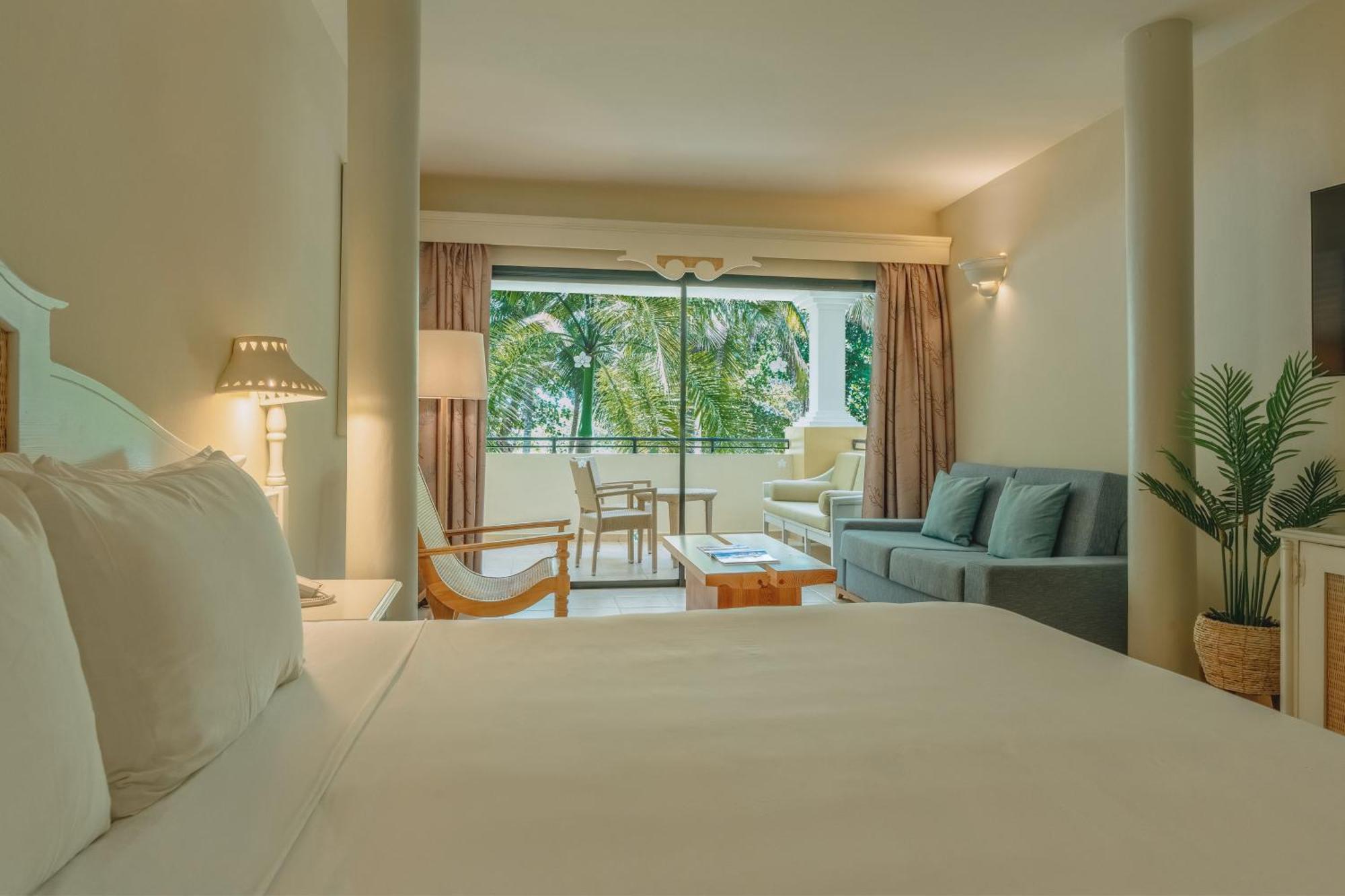 Junior Suite Ocean Front Single Use