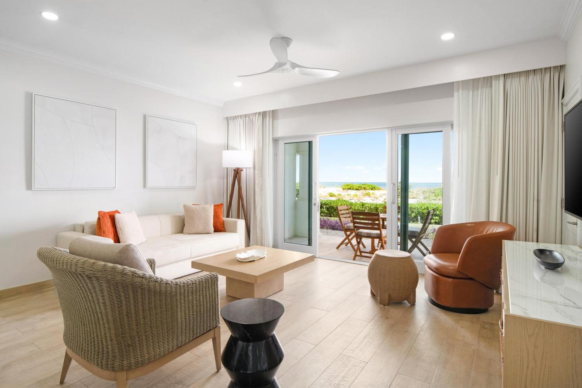 Deluxe One Bedroom Partial Ocean View