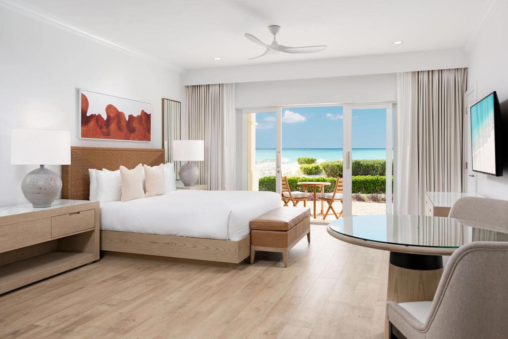 Deluxe Studio Partial Ocean View