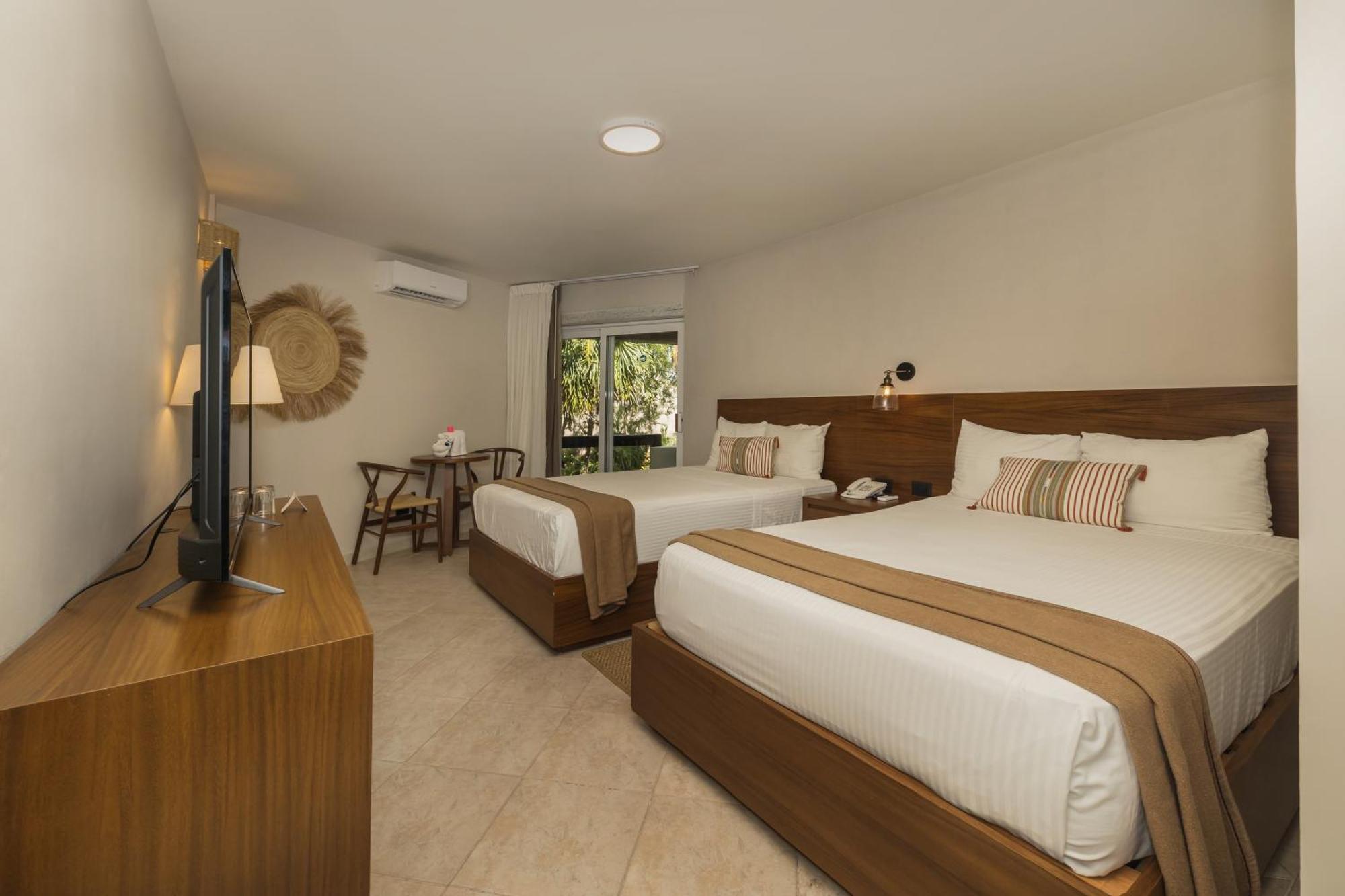Superior Double or Twin Room Garden View