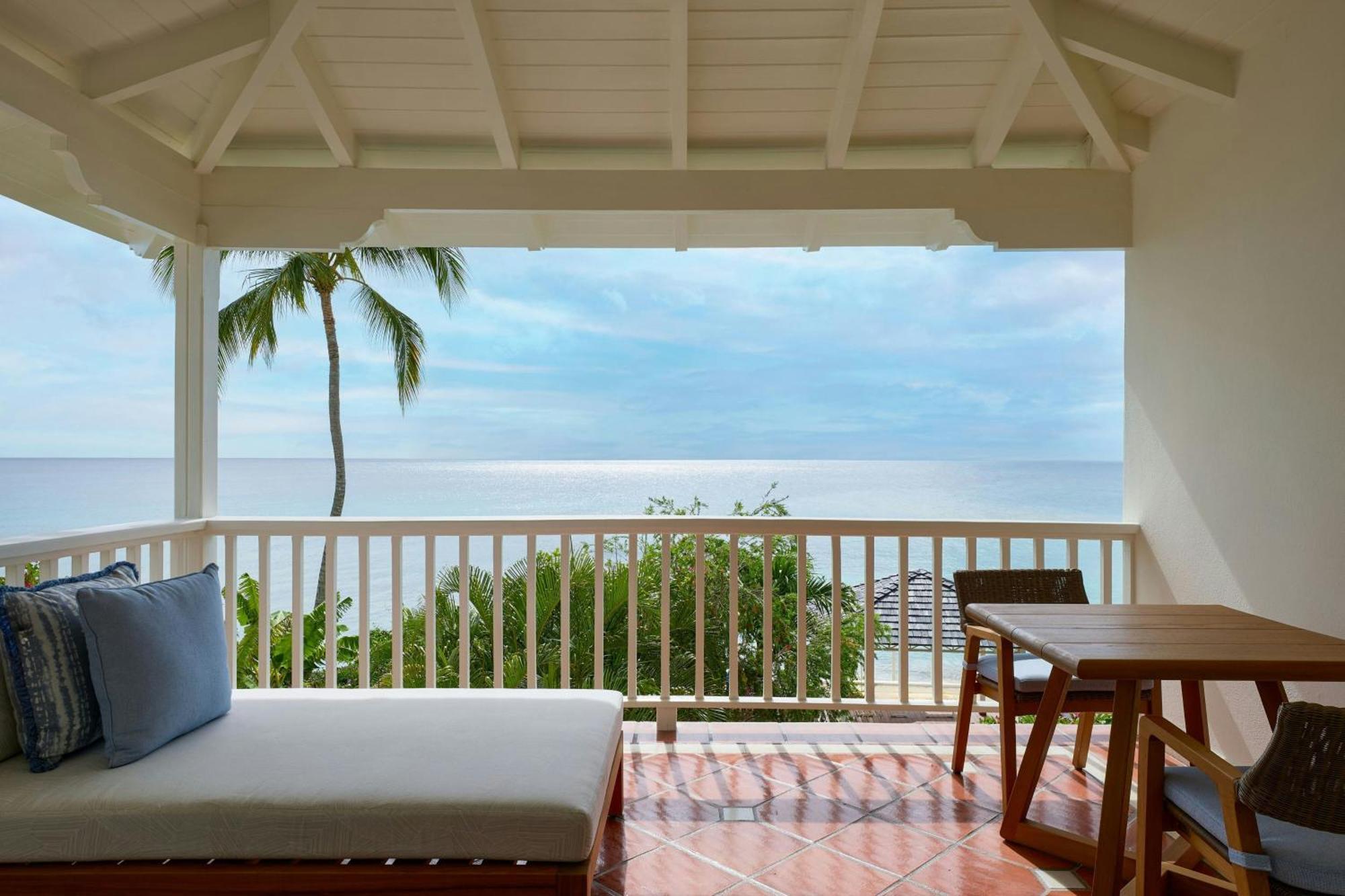 Ocean Front All-Inclusive Adults Only Junior Suite 1 King,1695773041:JPEG