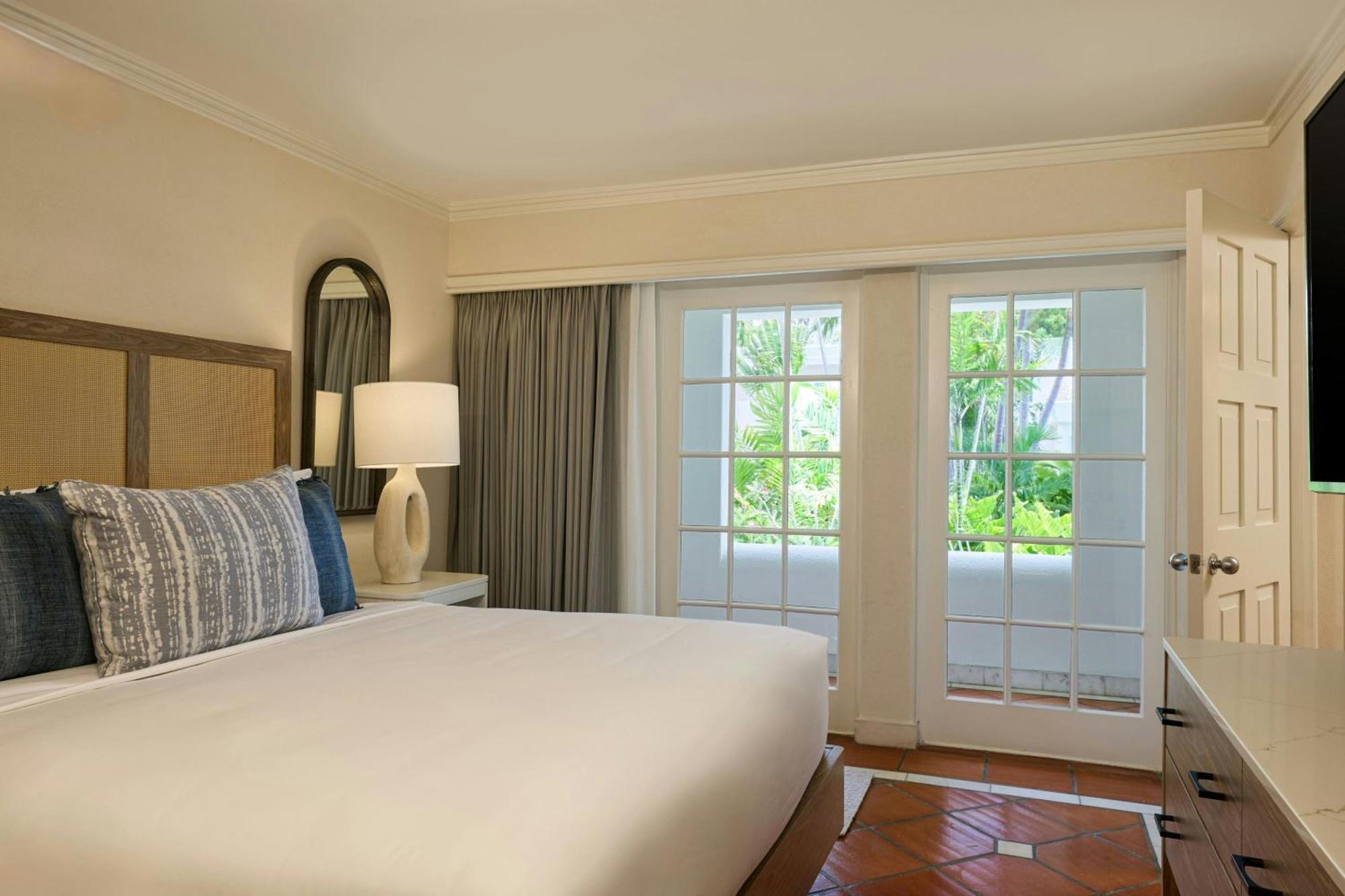 Luxury Garden View All-Inclusive Adults Only 1 King Plunge Pool,1695773582:JPEG