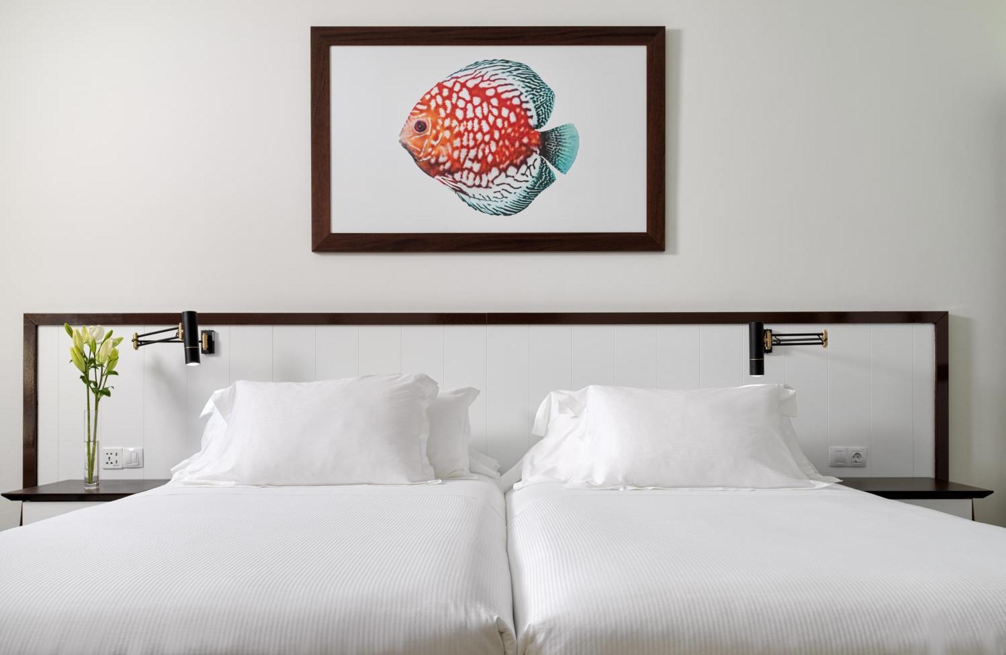 Double or Twin Room Sea View