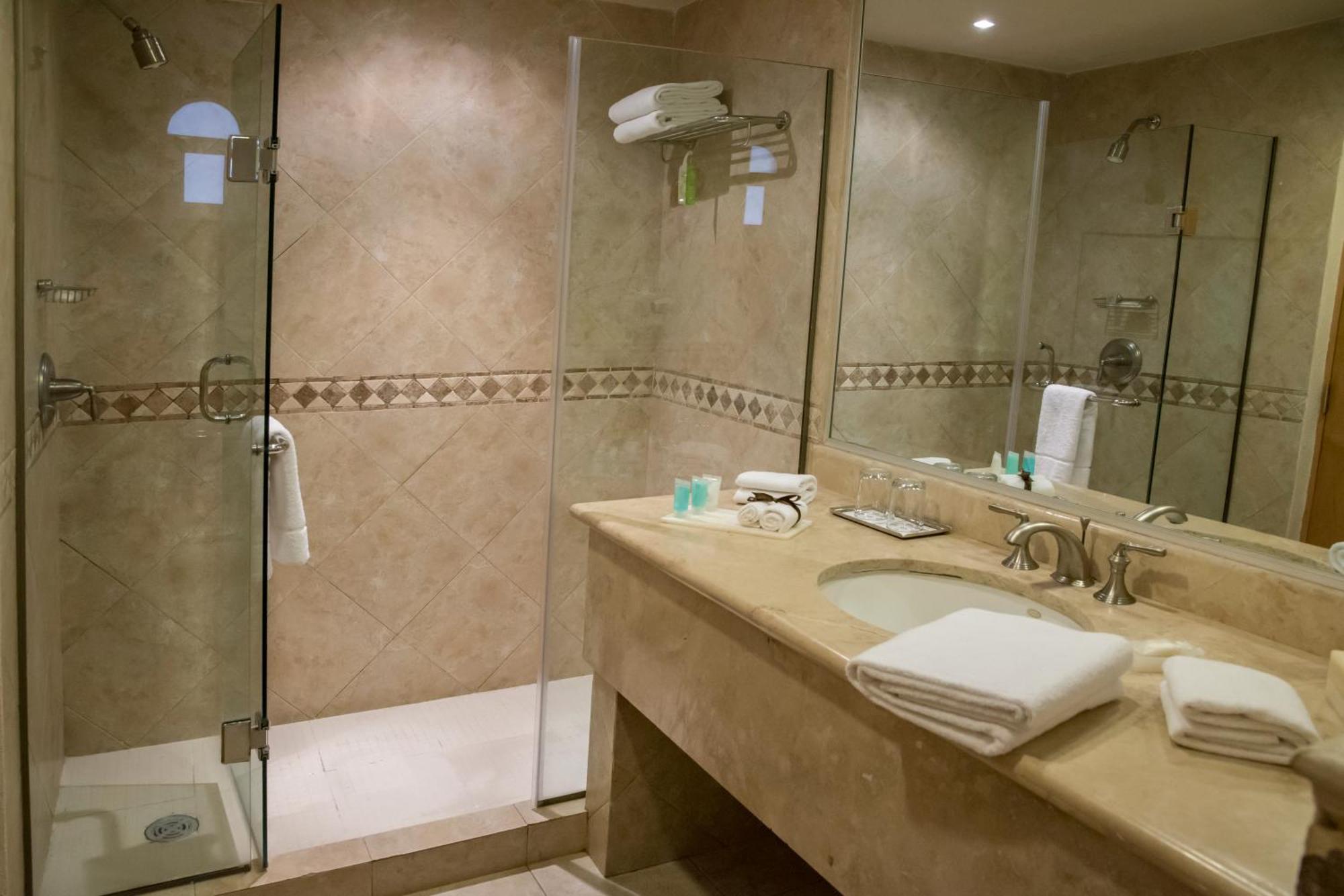 Deluxe Junior Suite
