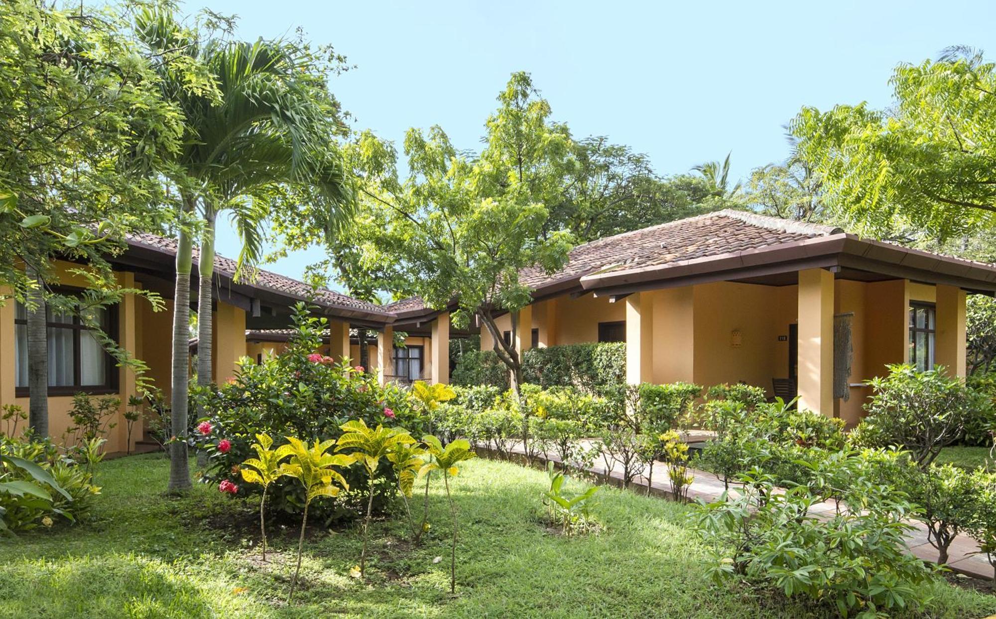 Bungalow (2 Adults + 2 Children)