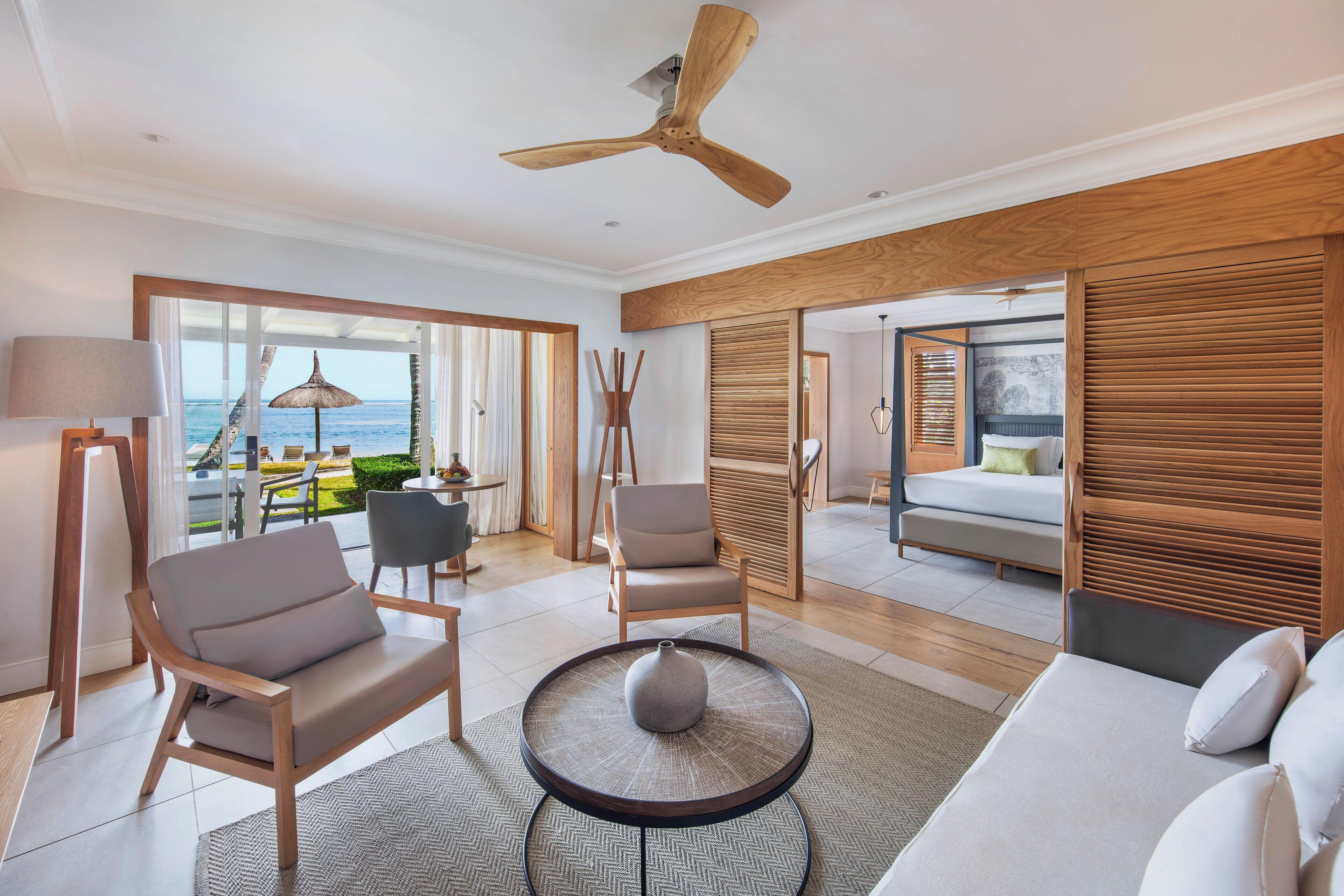 Executive Beach Front Suite,1713007697:JPEG