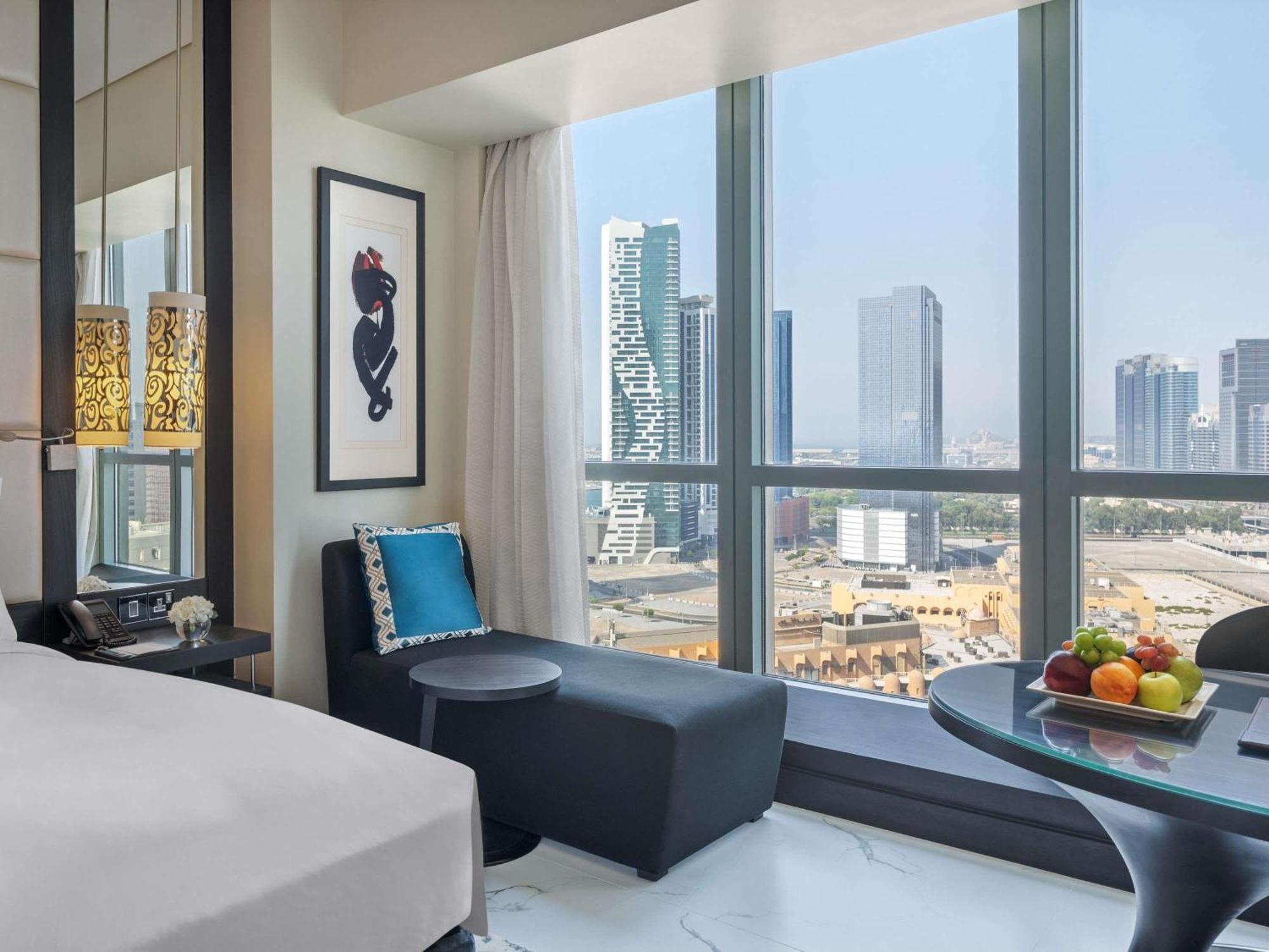 Luxury Club Twin Room Club Access Sea or City View,1717061262:JPEG