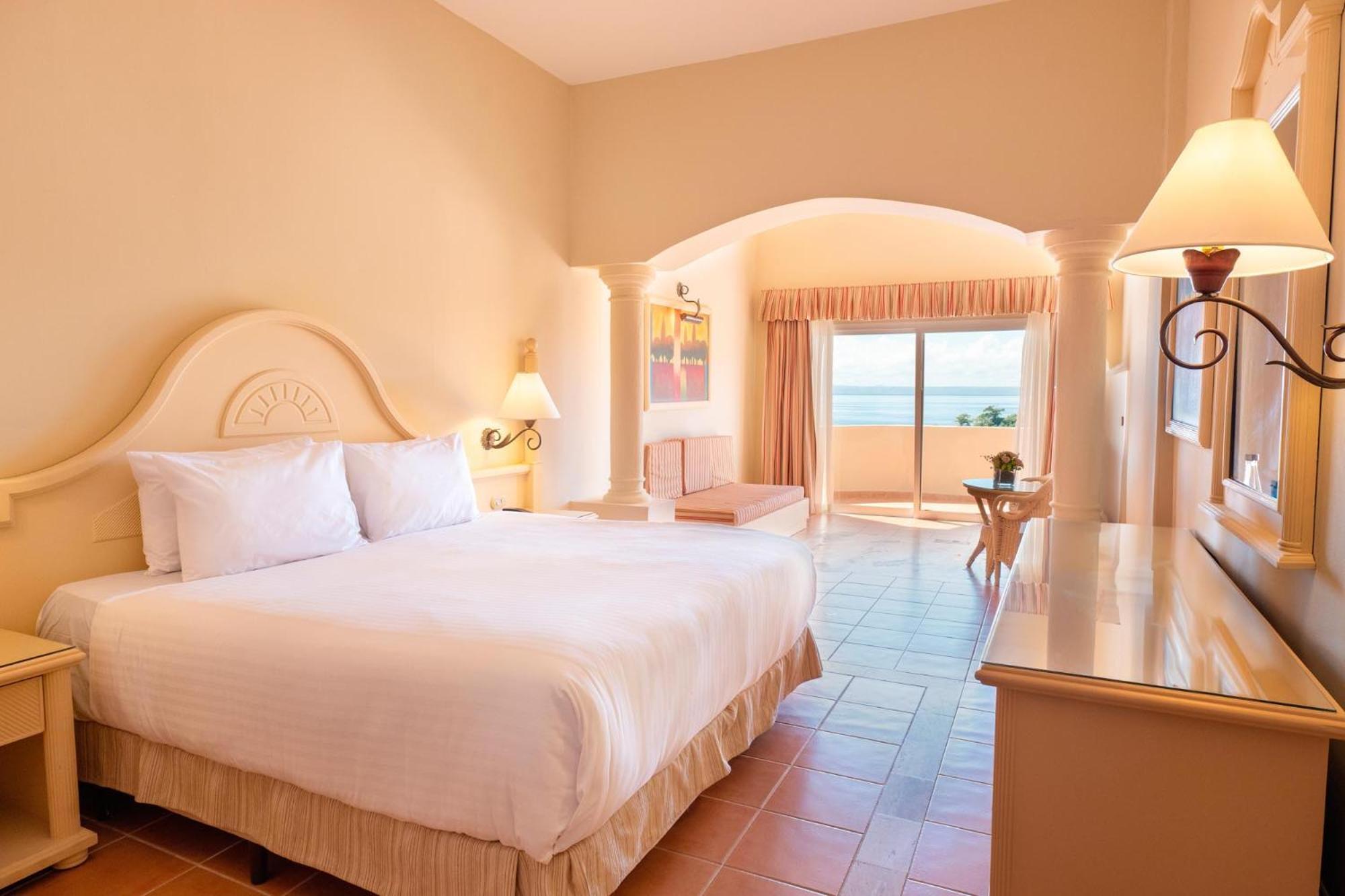 Junior Suite Sea View,1739459622:JPEG