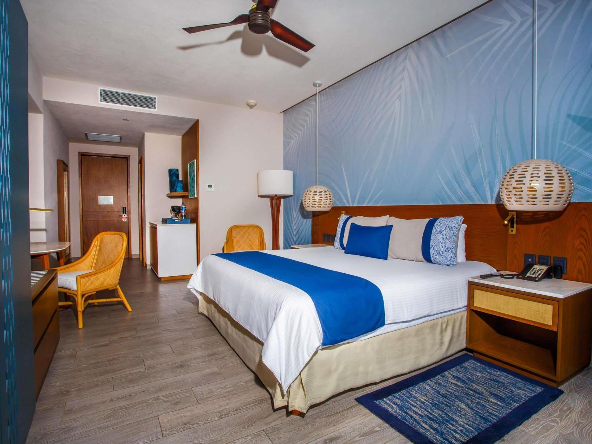 Adults Only Allure King Room Swim Out Access,1739535291:JPEG