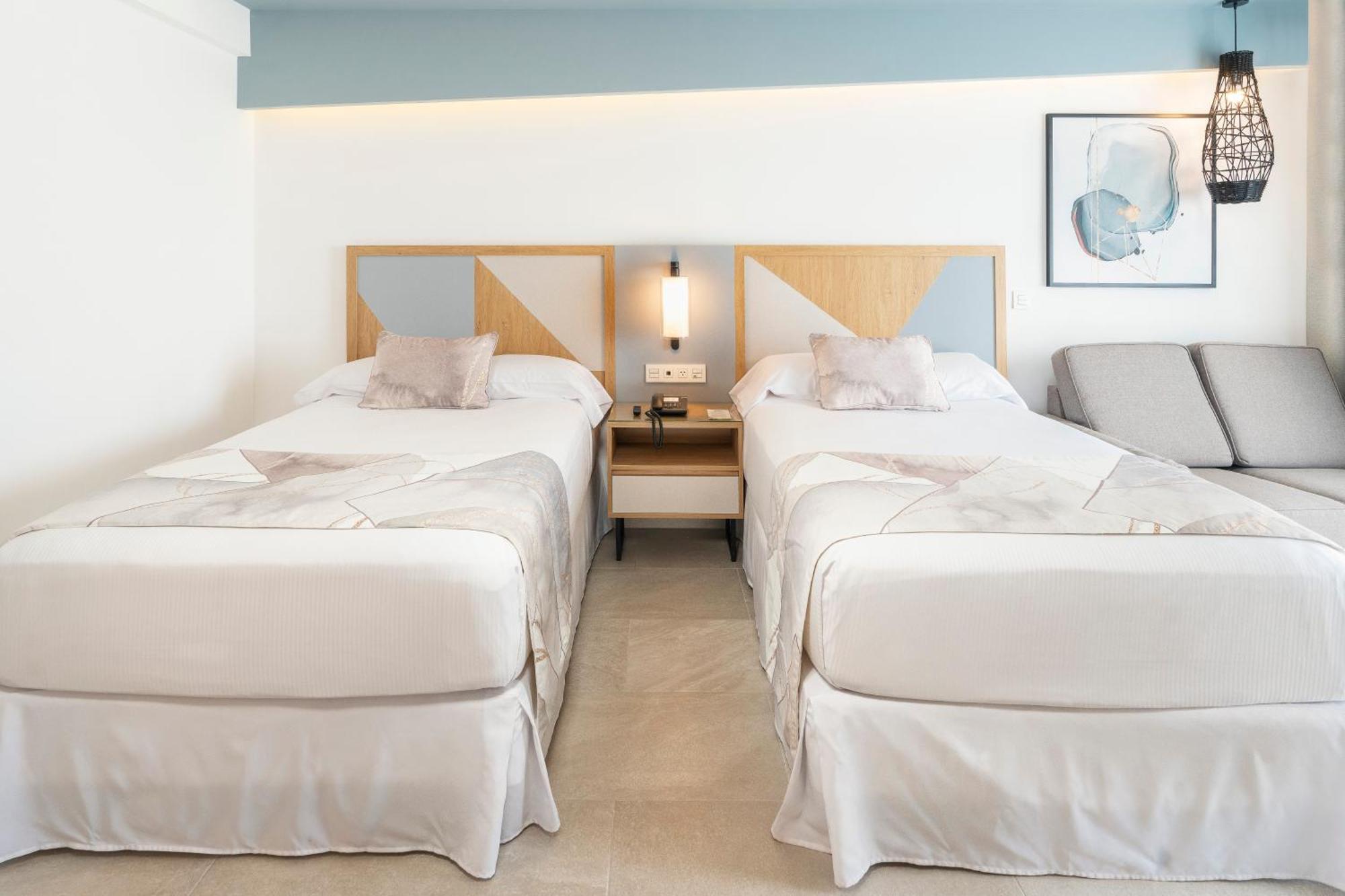 2 Bedroom Double Room Ocean View