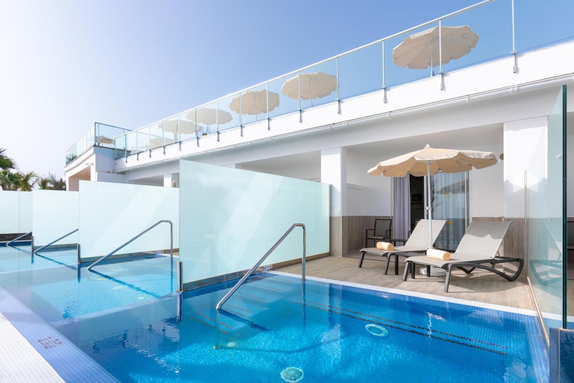 Suite Private Pool Adults Only 18
