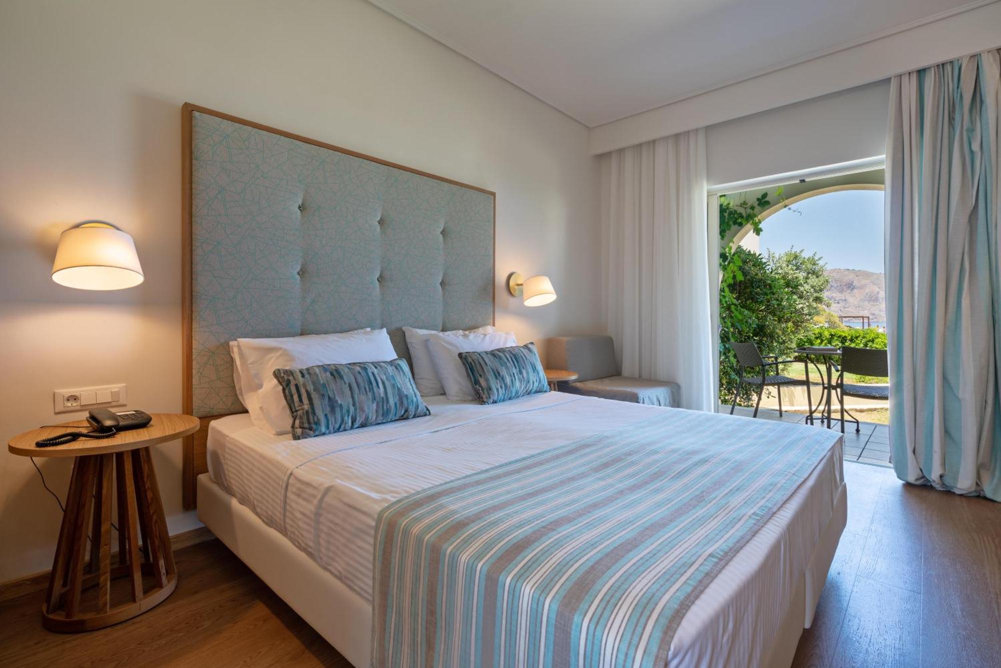 Twin Bungalow Sea View