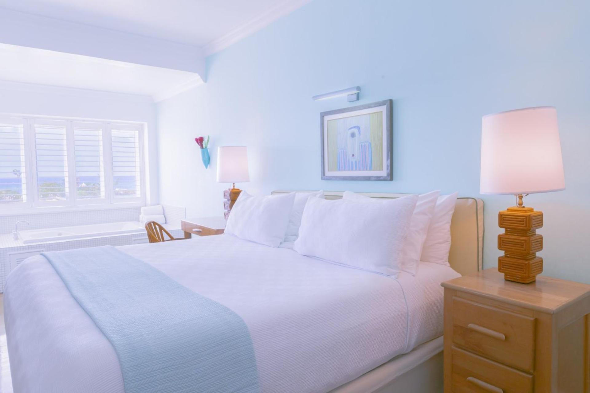 One Bedroom Ocean Suite