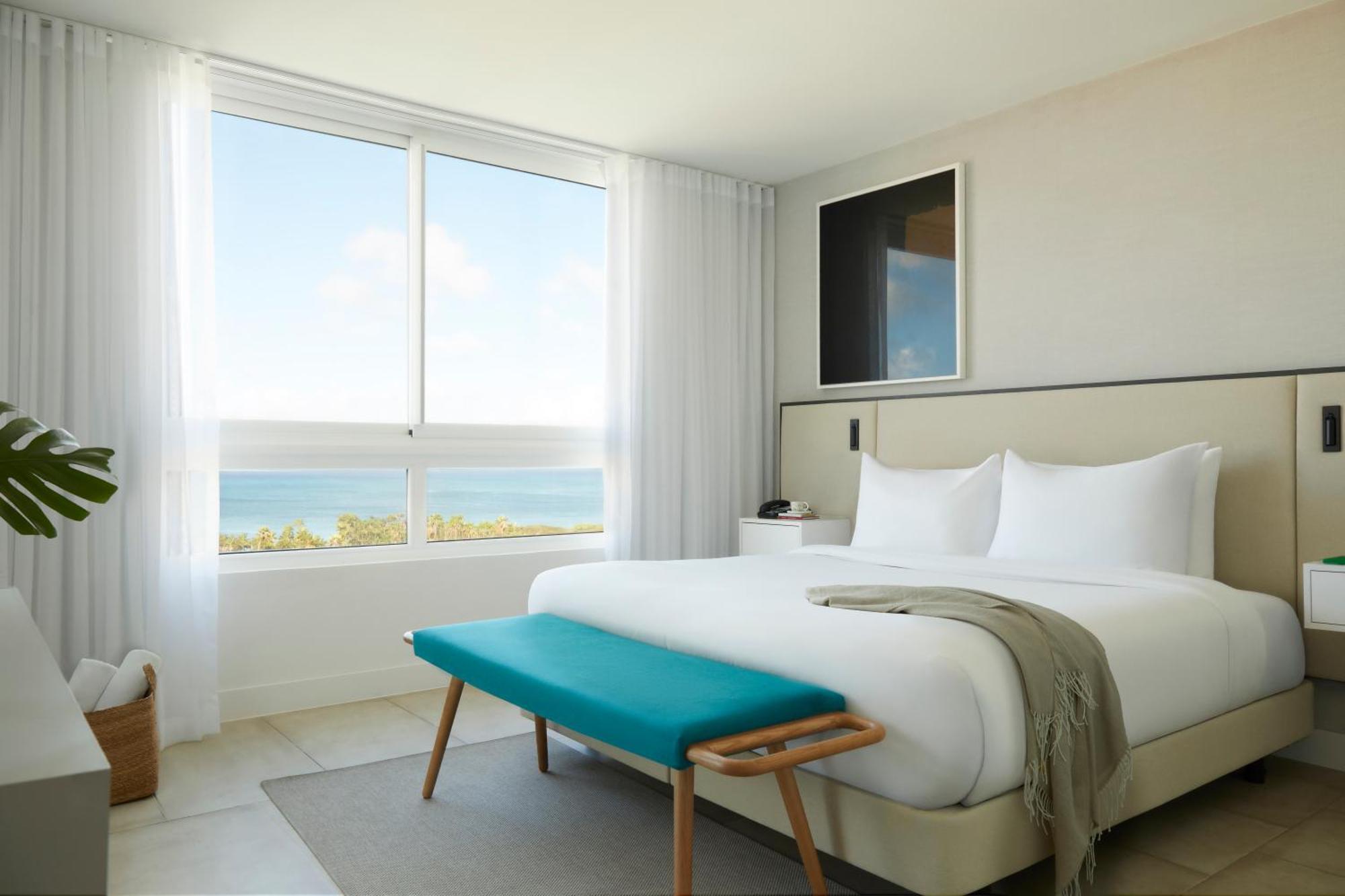 Premium Two-Bedroom Suite with Ocean View - Non-Smoking