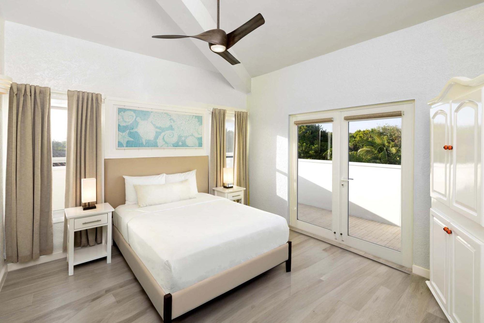 3 Bedroom Oceanfront Penthouse