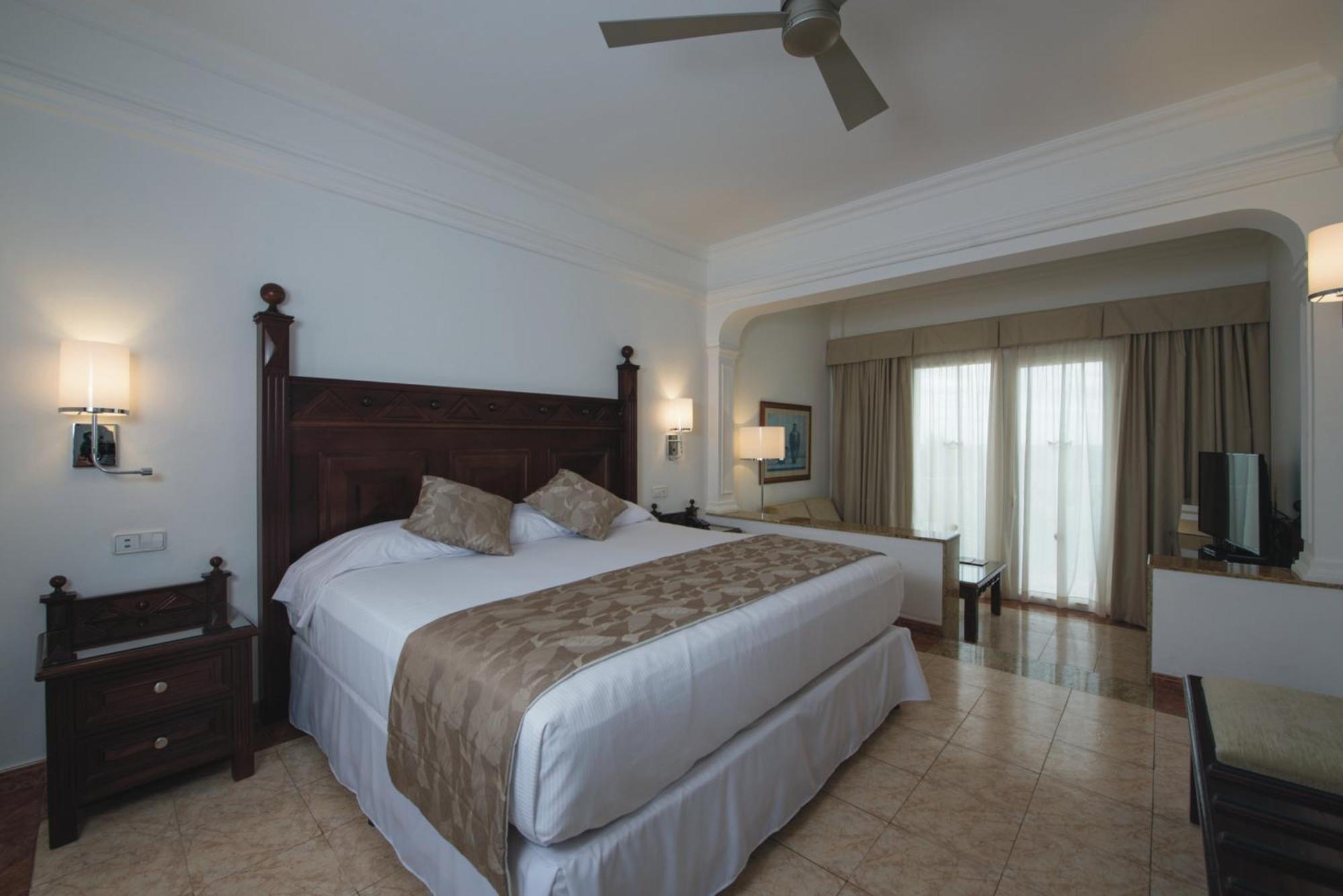 Junior Suite Ocean View,1744132893:JPEG