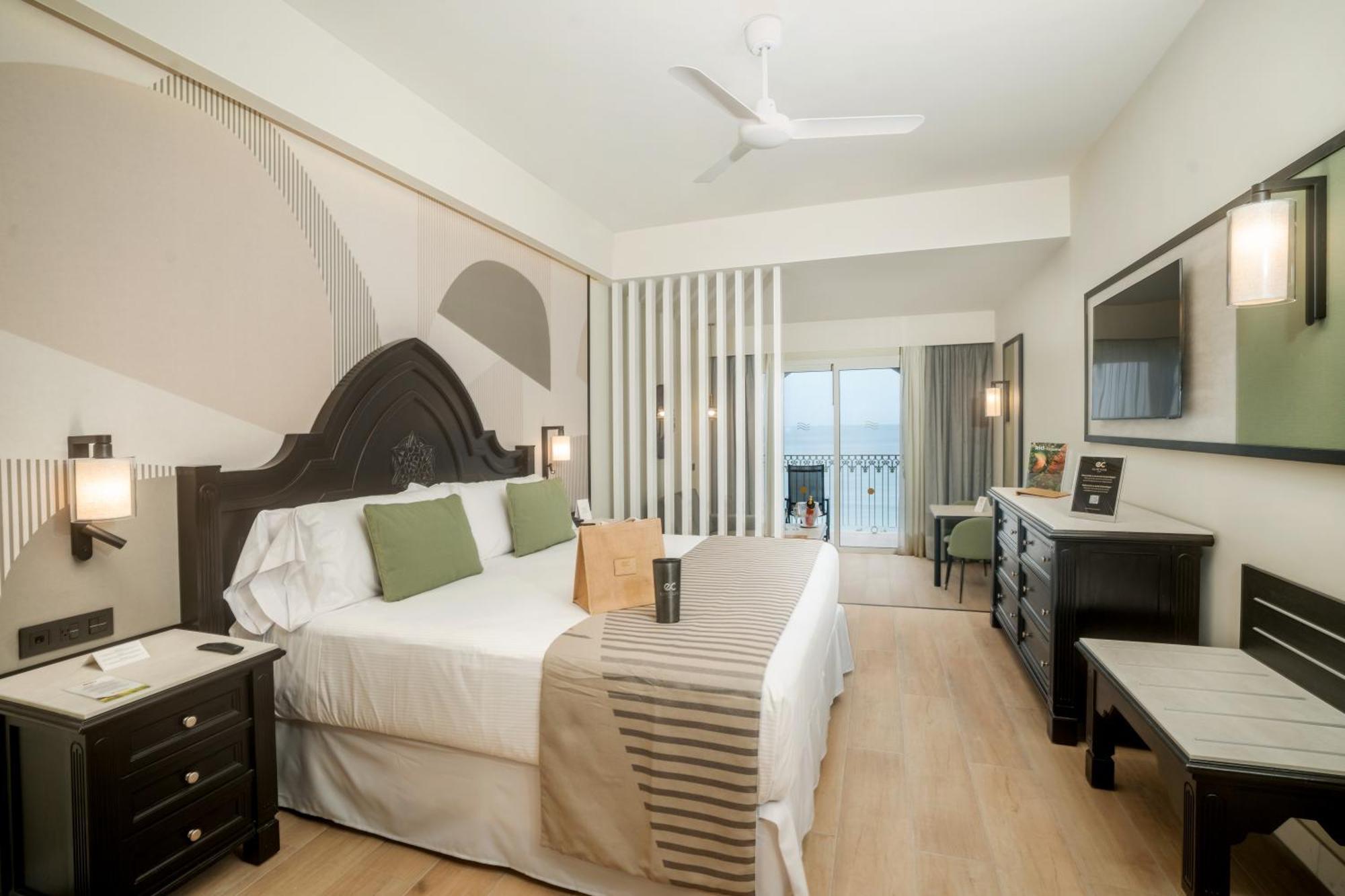 Junior Suite,1768614572:JPEG