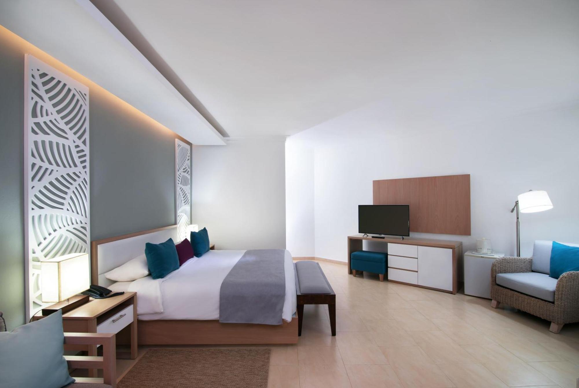 Premium King Junior Suite Garden View