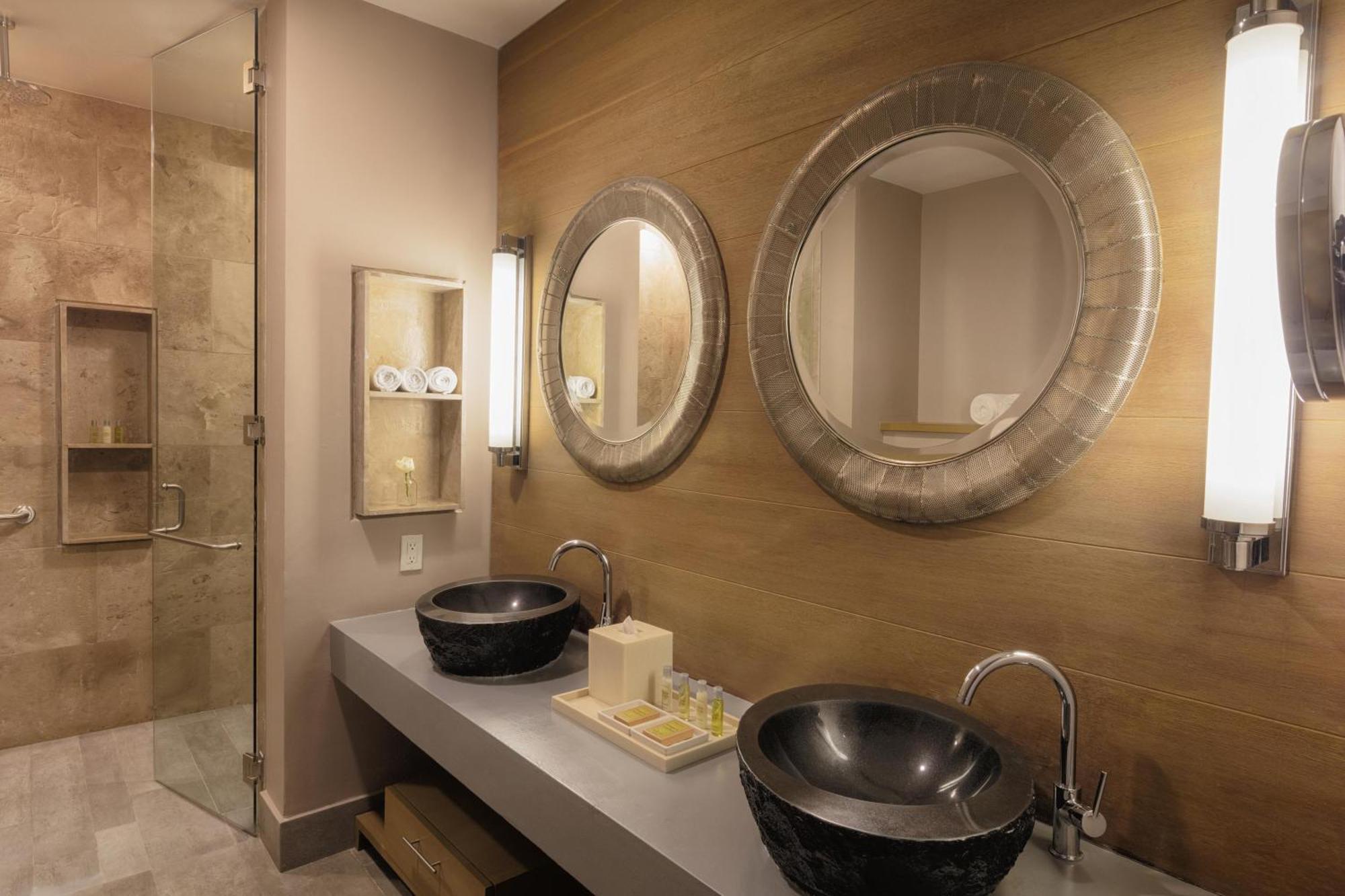 Junior King Suite - Adults Only,1756788618:JPEG