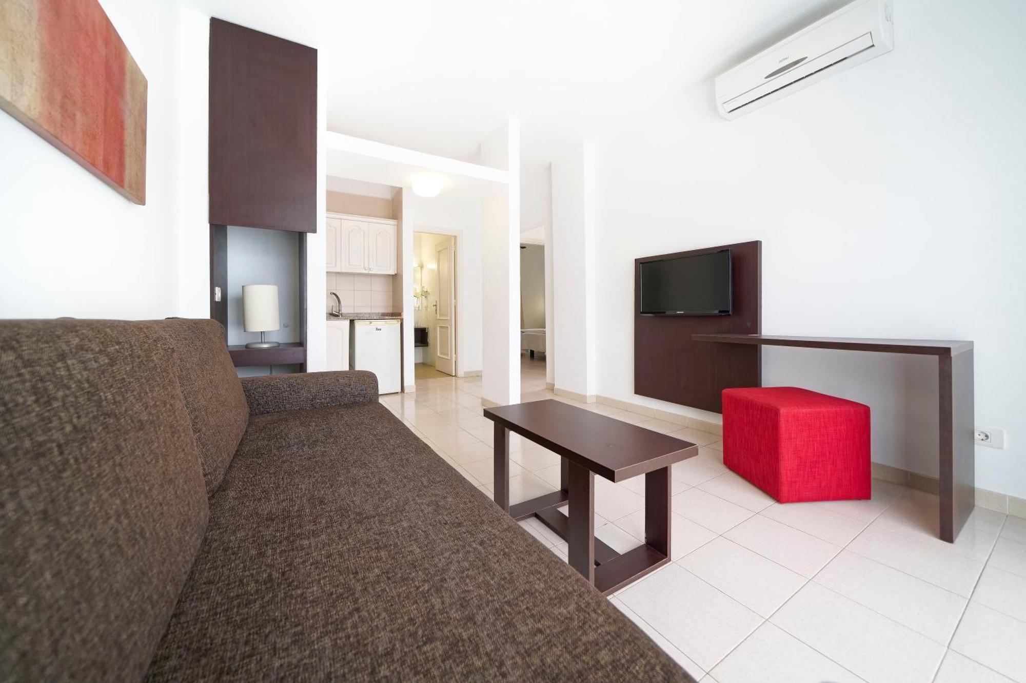 Two-Bedroom Apartment,1758295548:JPEG