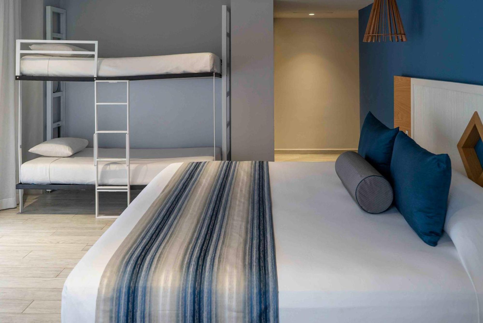 Premium Deluxe Room