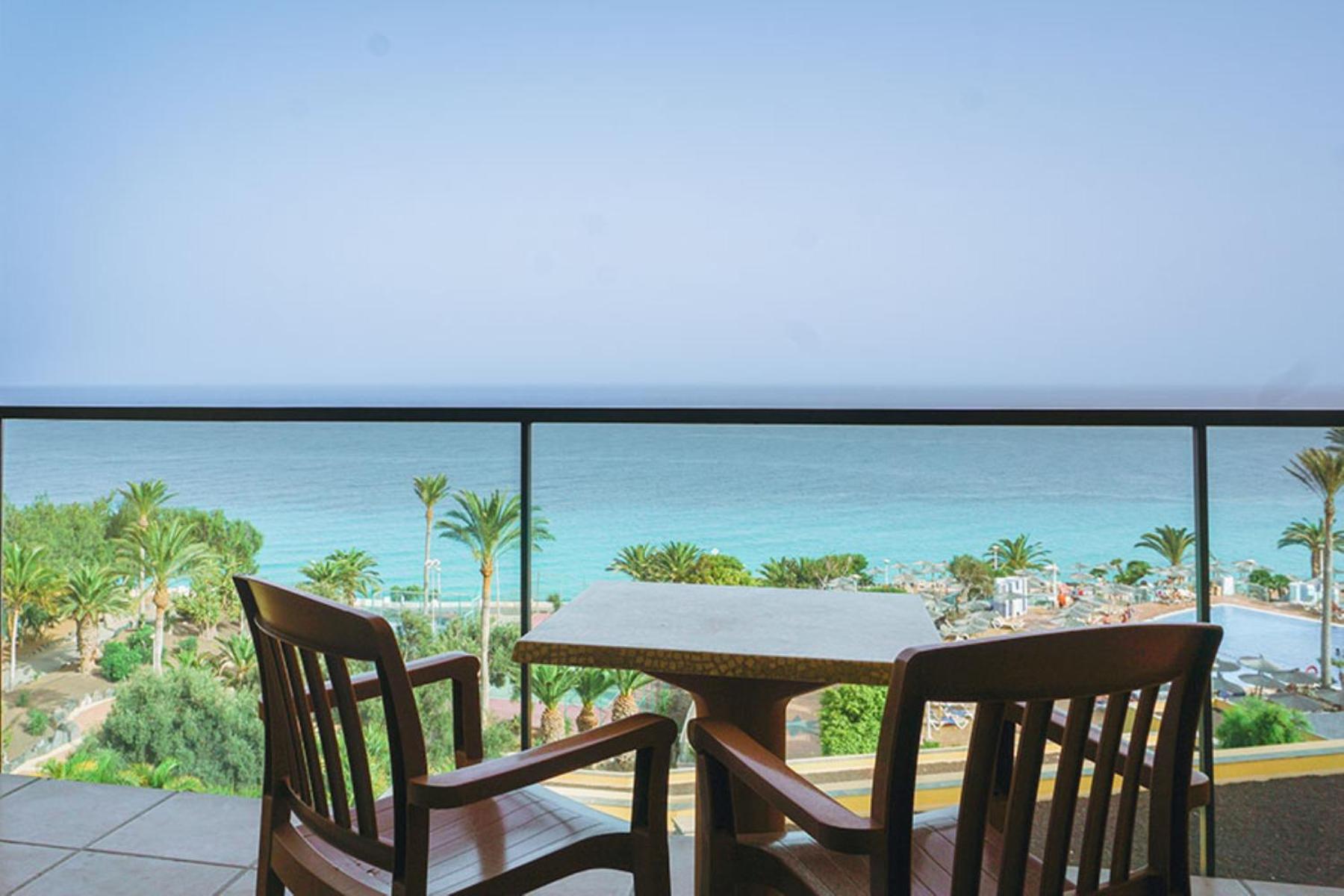Family Room with Sea View