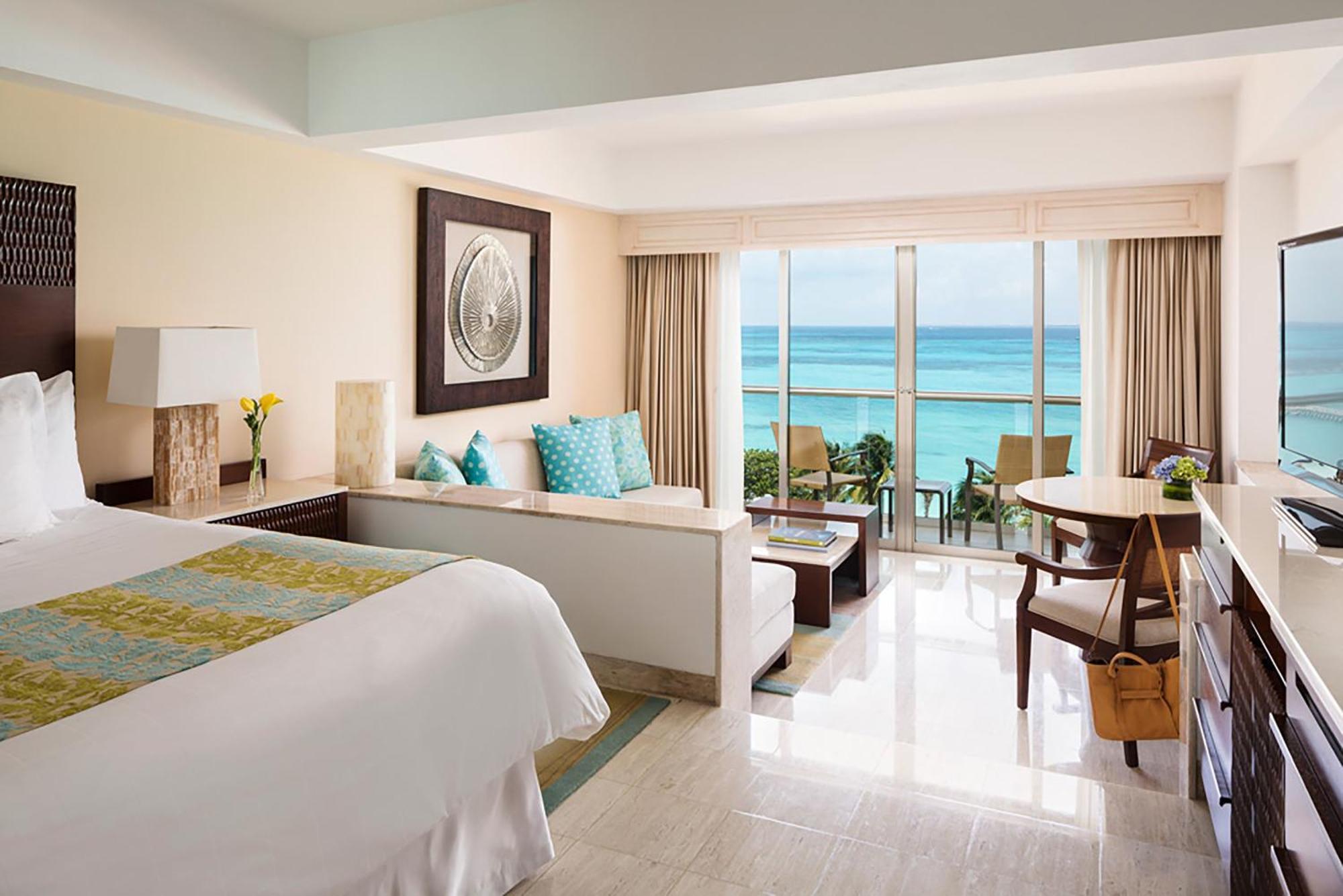 Ocean Front Two Bedroom Family & Friends Suite